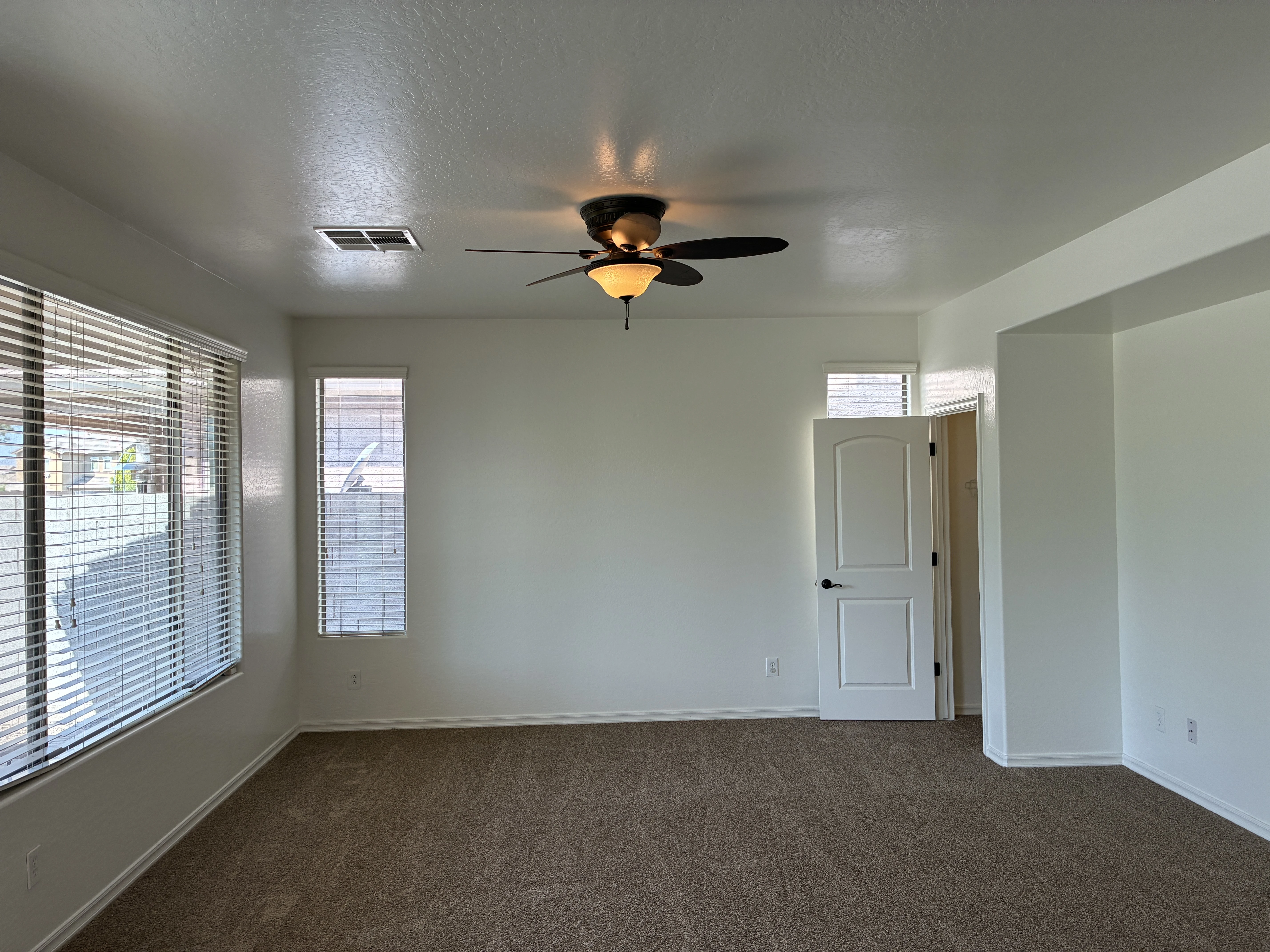 14559 W Port Royale Ln photo 5