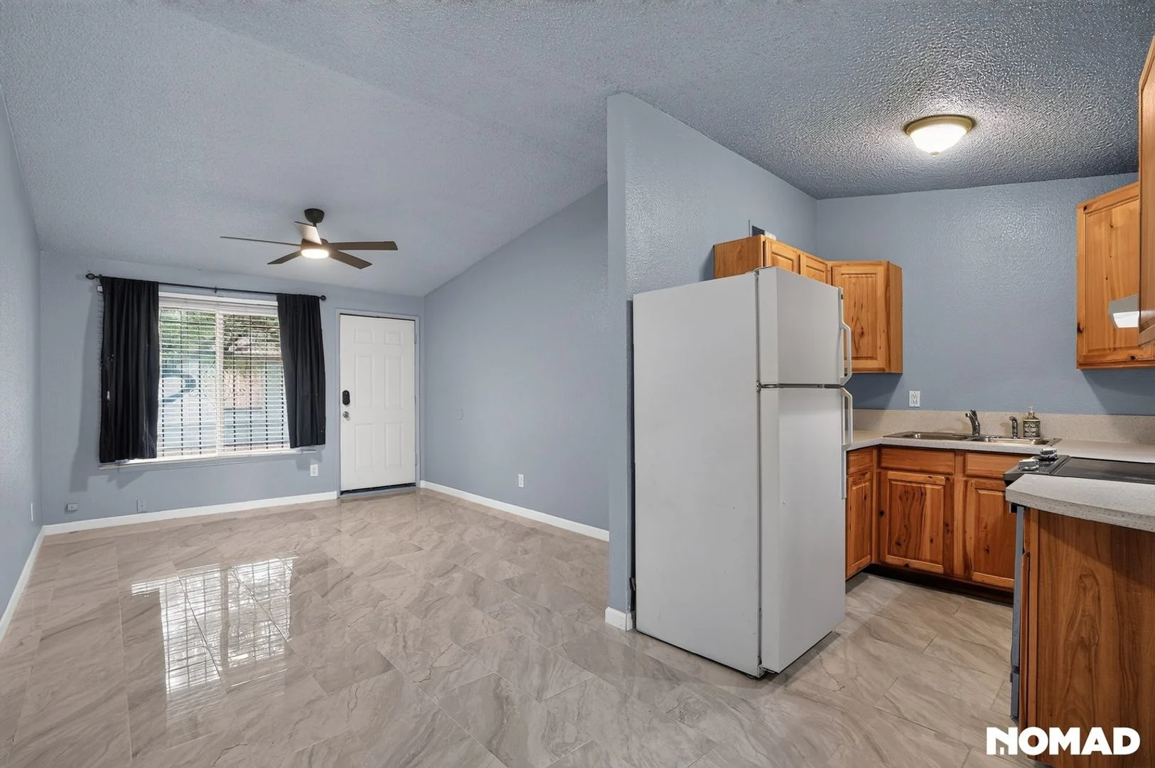 Charming 1BR Townhome in Phoenix photo 5