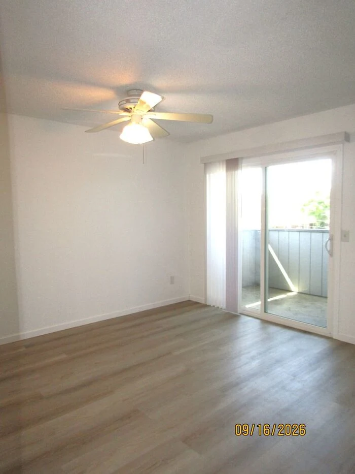 2834 Ventura Avenue photo 4