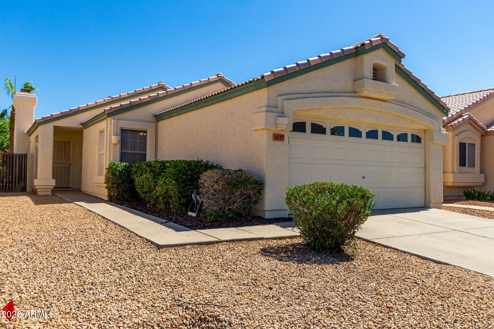 4623 E Libby St Phoenix, AZ 85032 photo 2