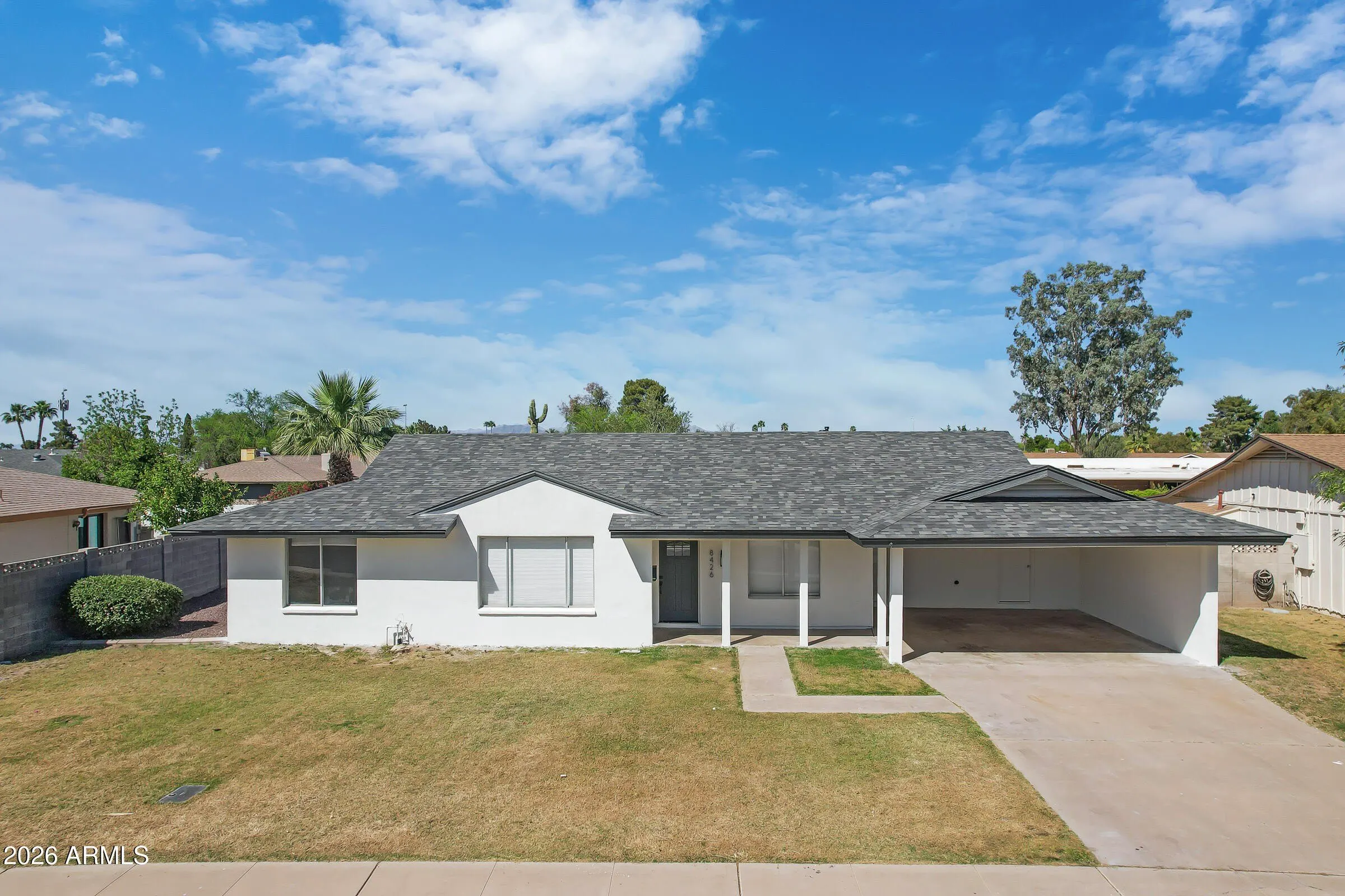 8426 E Monterey Way Scottsdale, AZ 85251
