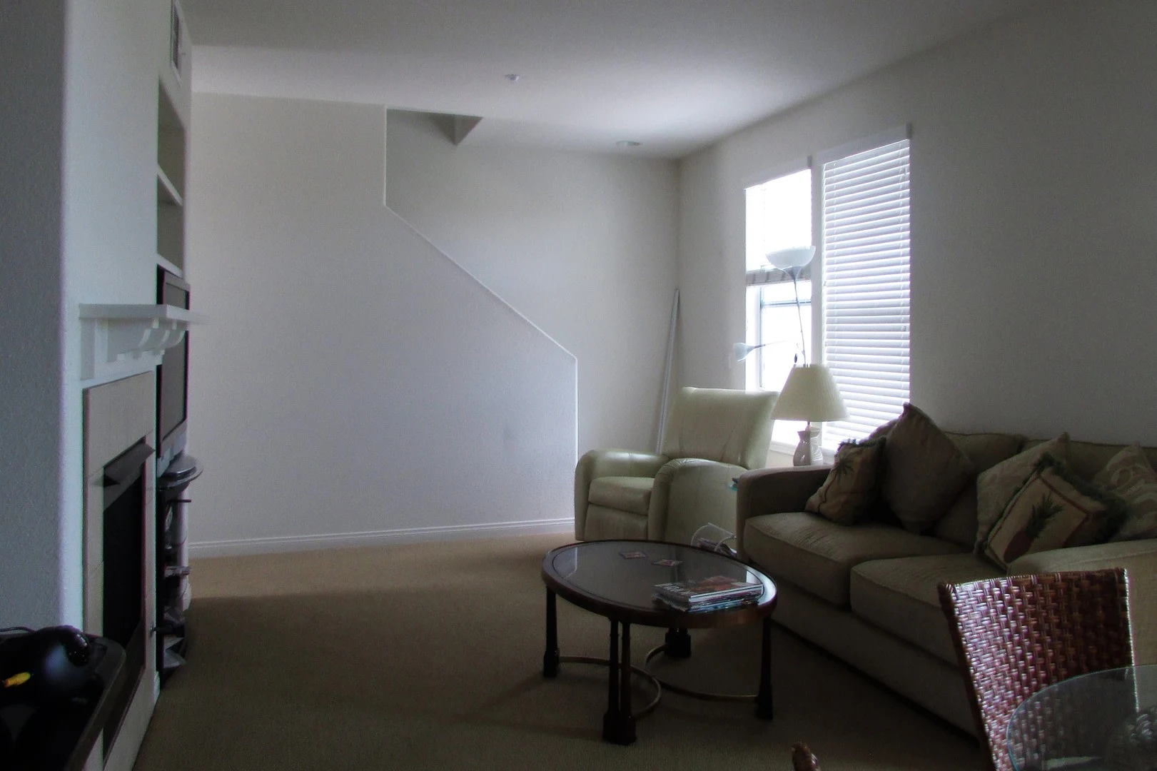 Gated Community - 2 bedroom, 2.5 bath Townhome in the heart of Oceanside photo 4