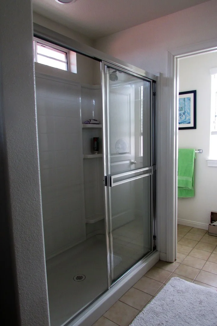 Gated Community - 2 bedroom, 2.5 bath Townhome in the heart of Oceanside photo 5