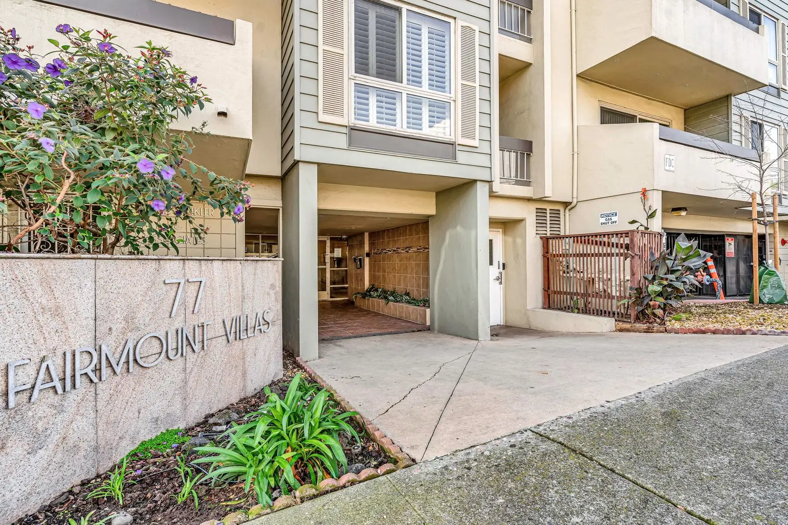 77 Fairmount Ave Oakland, CA 94611 photo 3