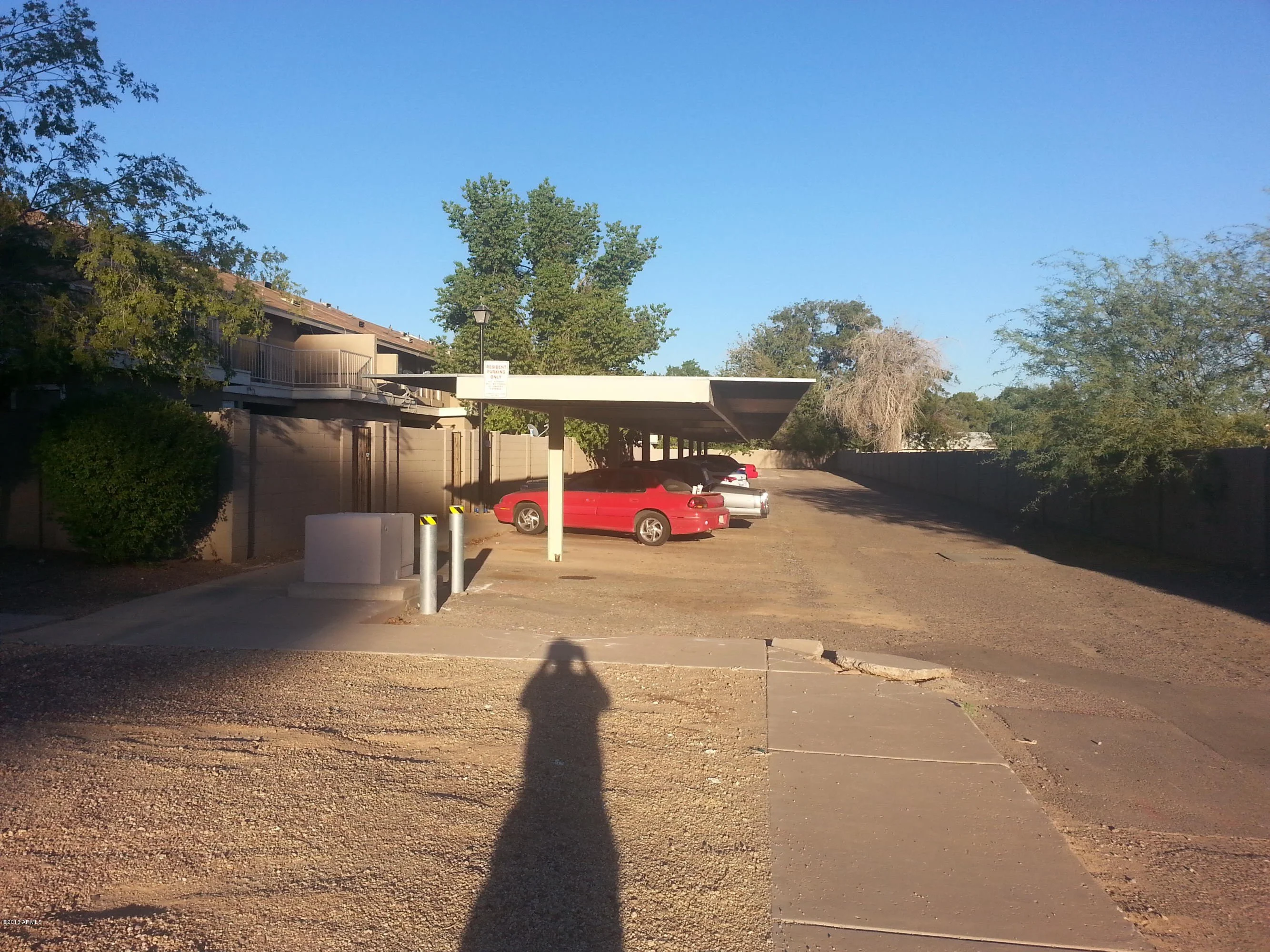 5813 N 59th Dr Glendale, AZ 85301 photo 2