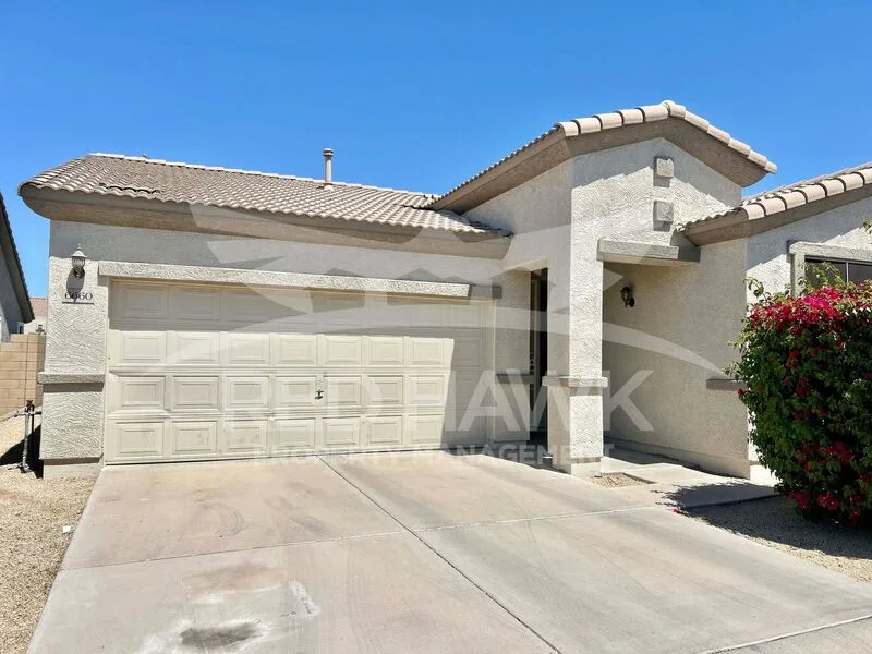 6660 E. Roland St. photo 2