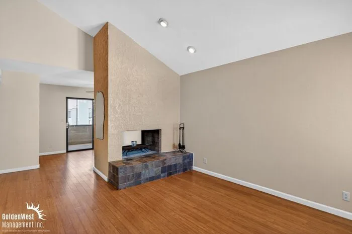 7502 E Thomas Rd Scottsdale, AZ 85251 photo 4
