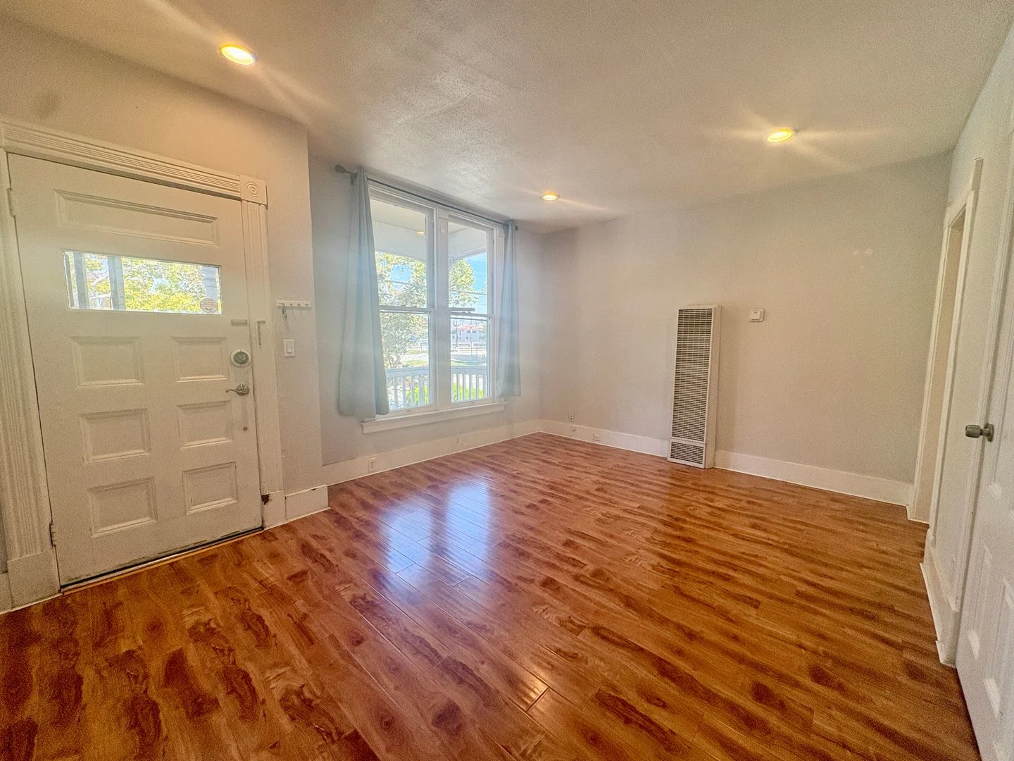 446 W San Fernando St photo 2