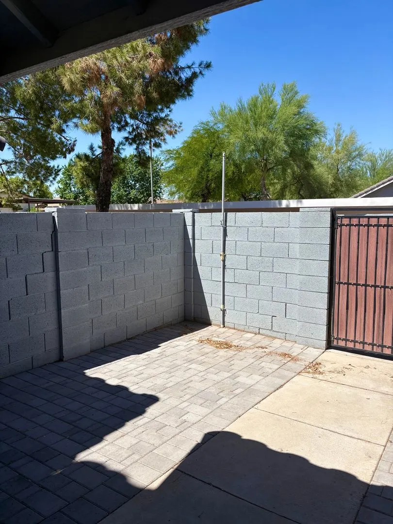 **WONDERFUL & SPACIOUS 3 BEDROOM/2.5 BATHROOM TOWNHOUSE IN CHANDLER (RAY & MCQUEEN)** photo 5