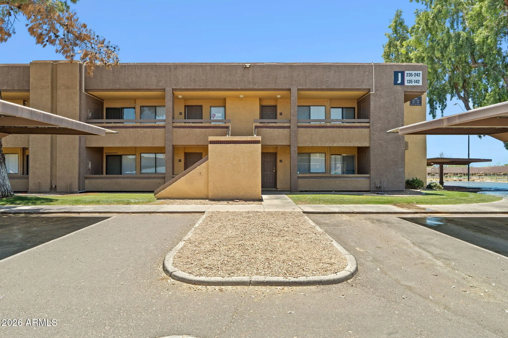 3601 W Tierra Buena Ln Phoenix, AZ 85053 photo 3