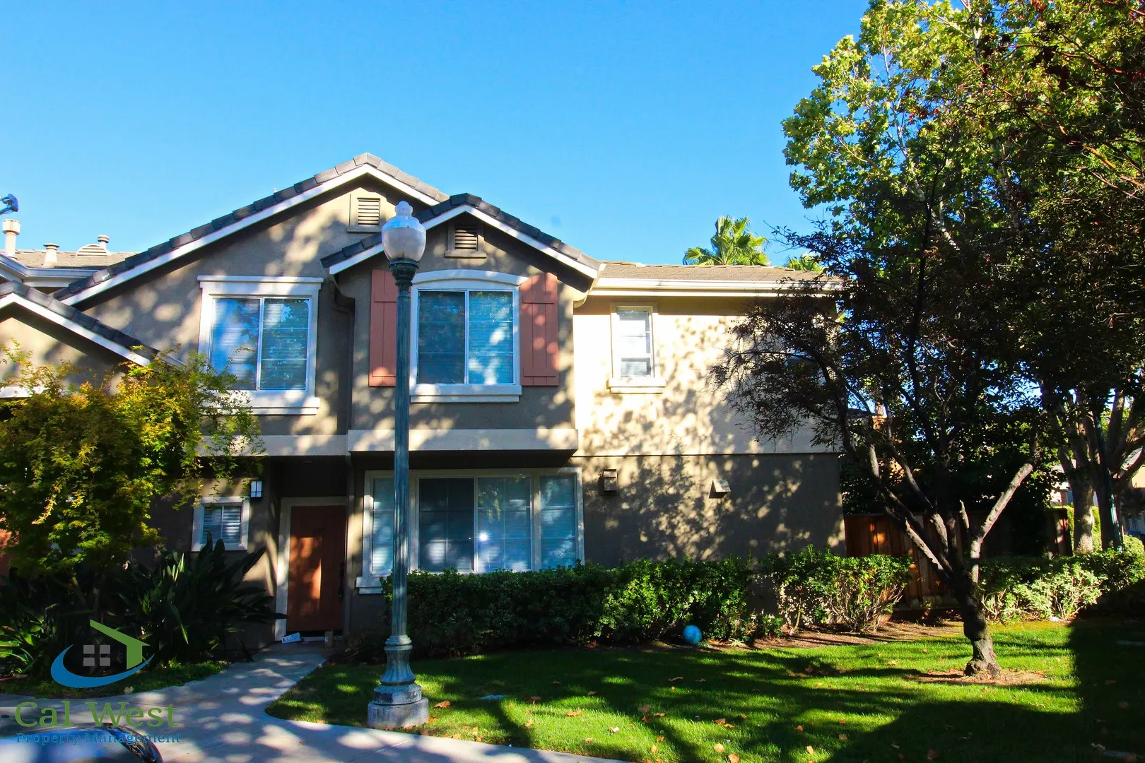 390 Oleander Dr San Jose, CA 95123 photo 2