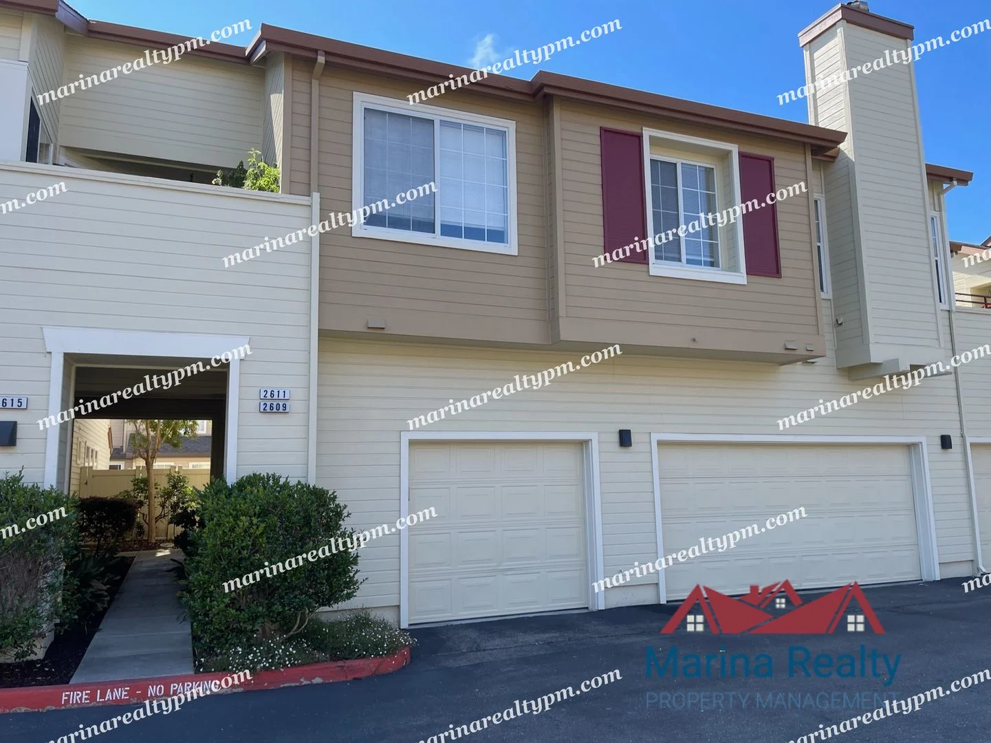 2611 Bayfront Ct photo 2