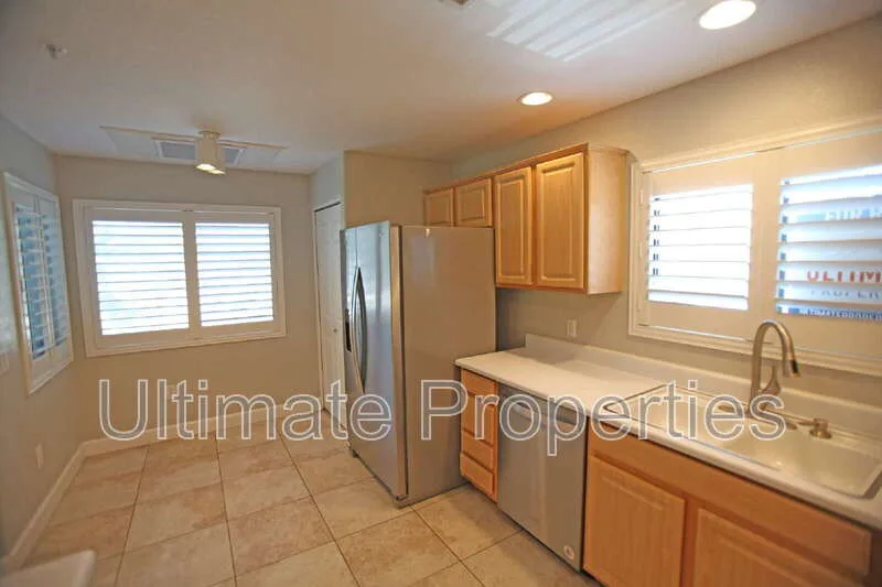 15225 N 100th St Scottsdale, AZ 85260 photo 4