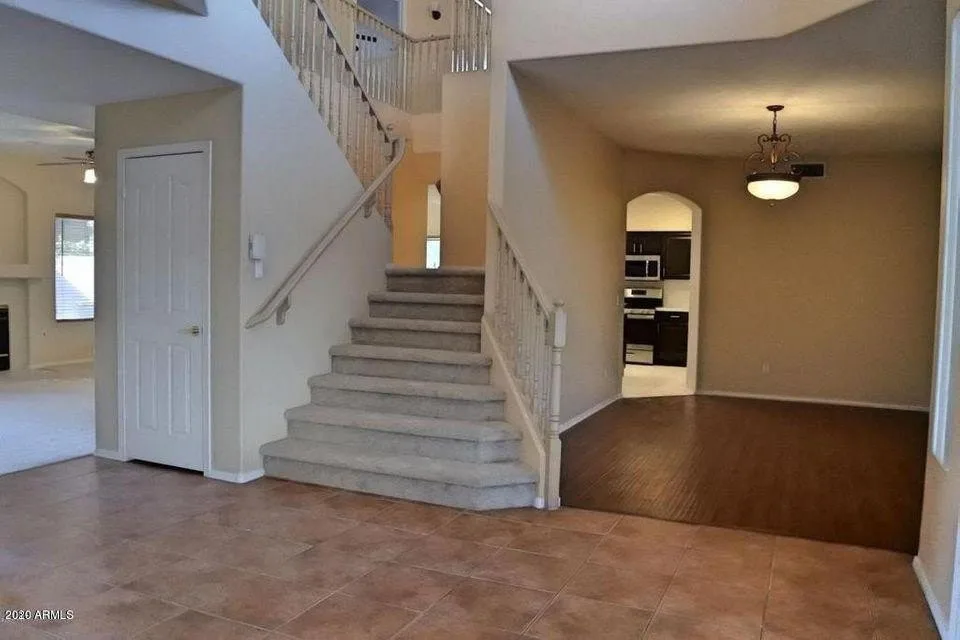 300 N BULLMOOSE Drive photo 4