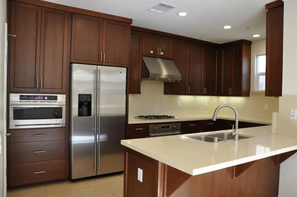 2842 Catalino St San Mateo, CA 94403 photo 3
