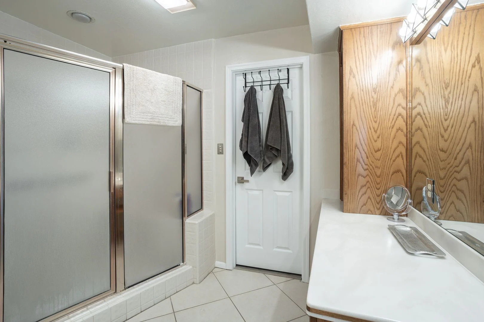 5200 South Lakeshore Drive #128 photo 3