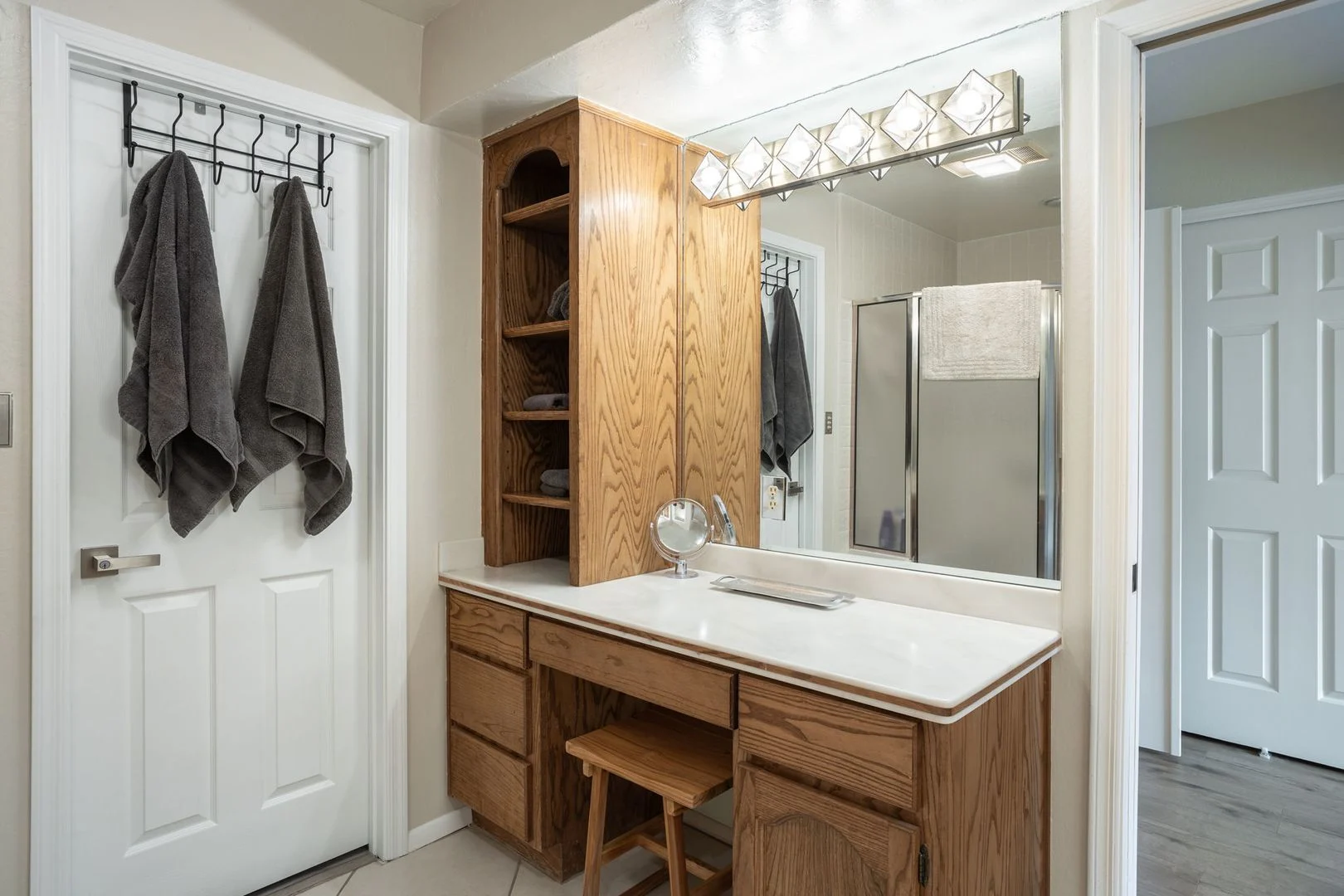 5200 South Lakeshore Drive #128 photo 4