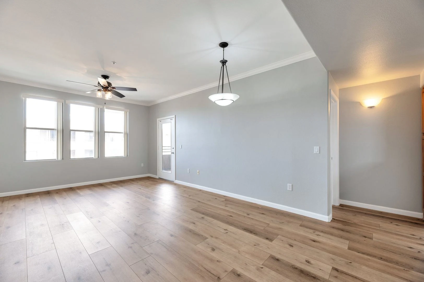 Upscale Condo in Highly Desirable Edge at Grayhawk! Available Now. photo 5