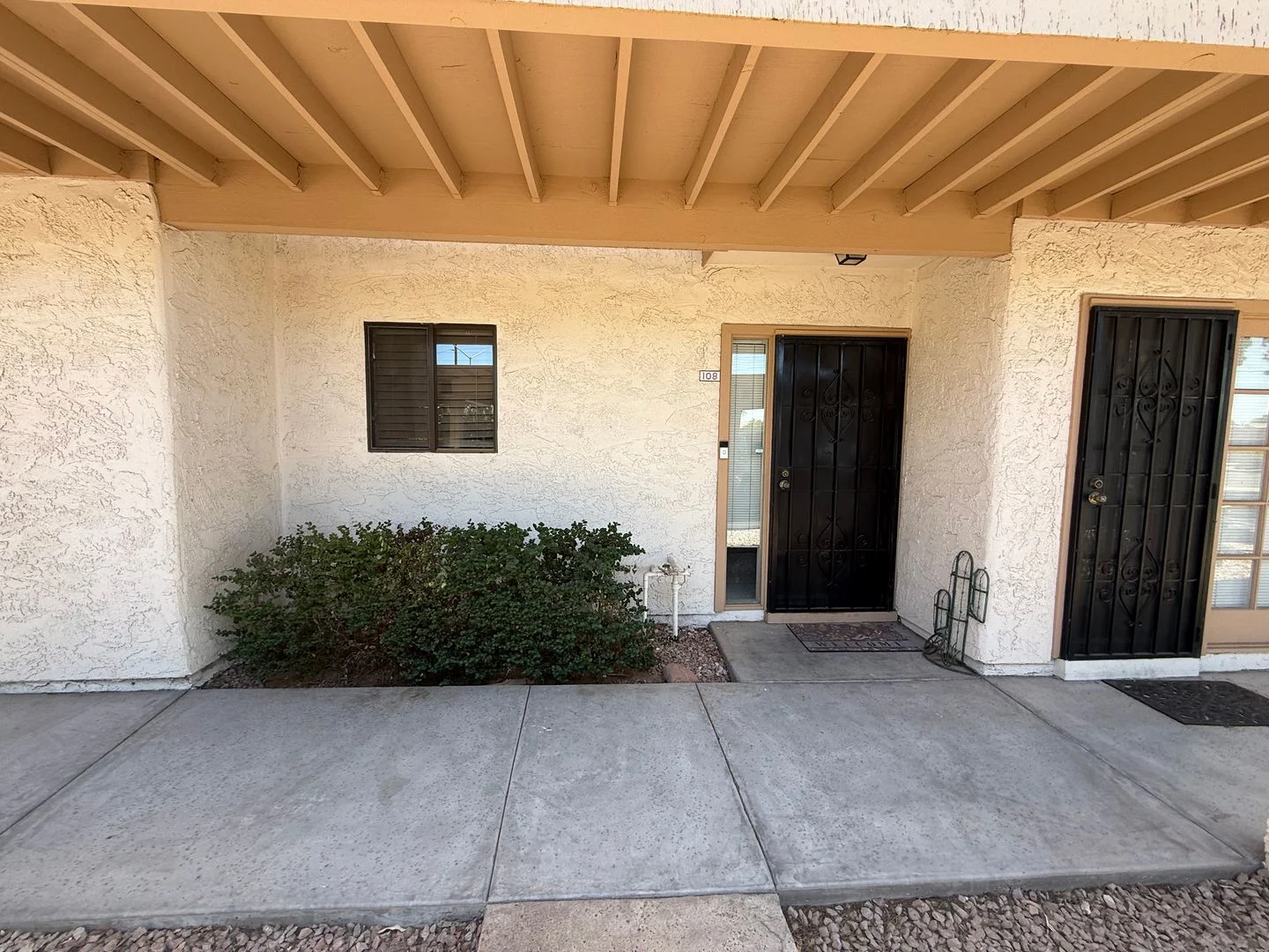 Charming 2BR Condo in Mesa photo 2