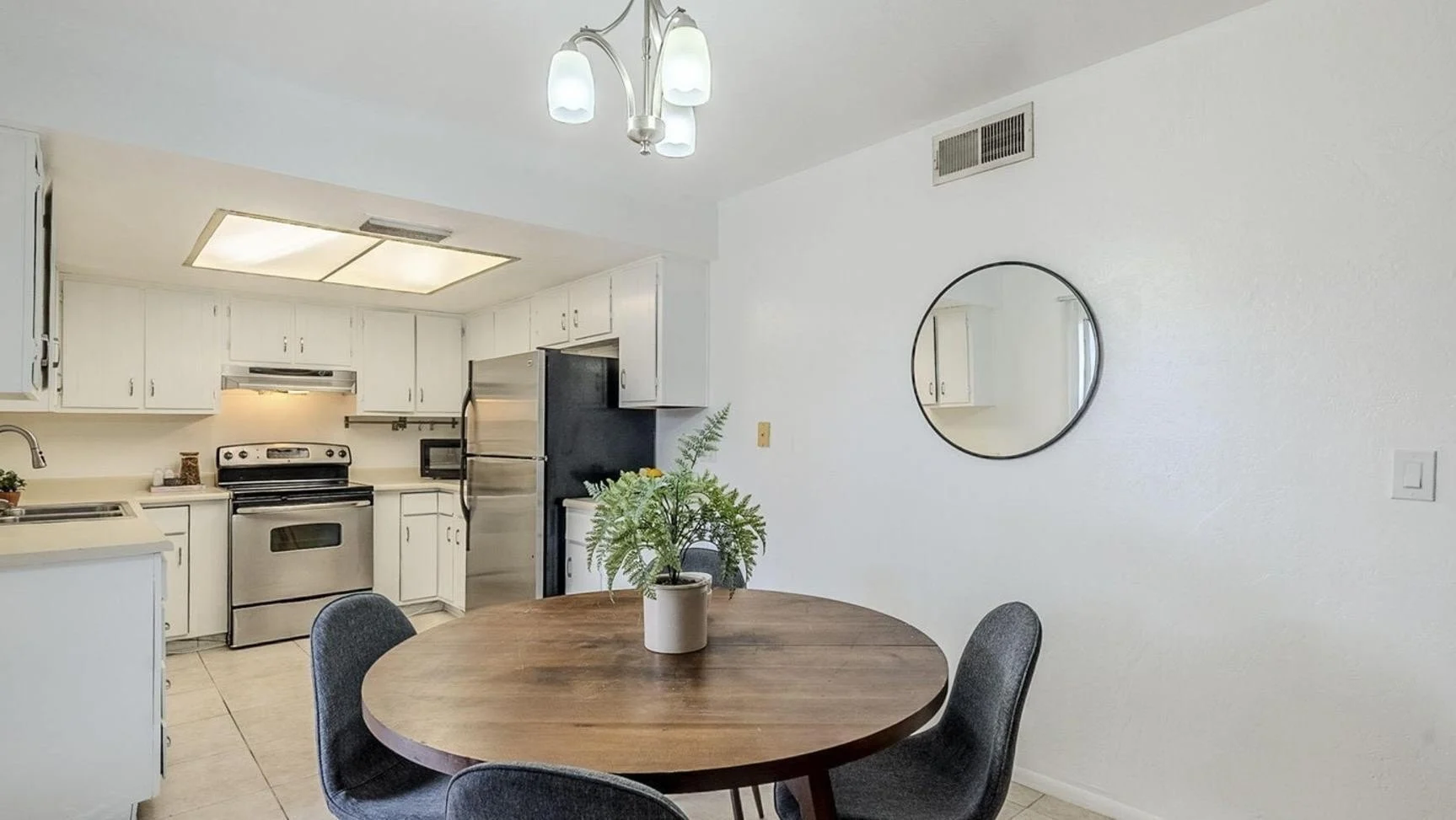 16 W Loma Vista Drive