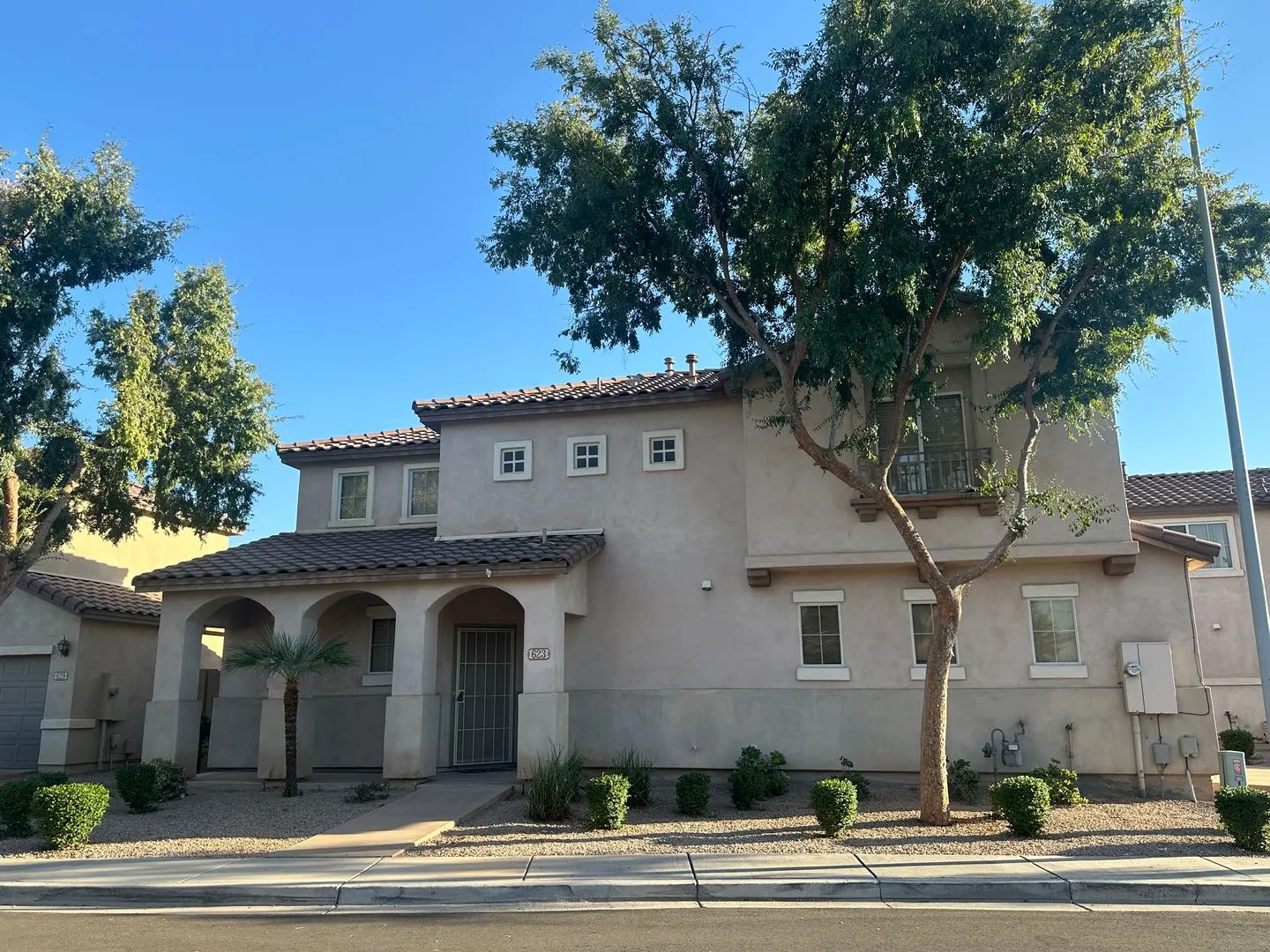623 E El Monte Pl Chandler, AZ 85225 photo 2