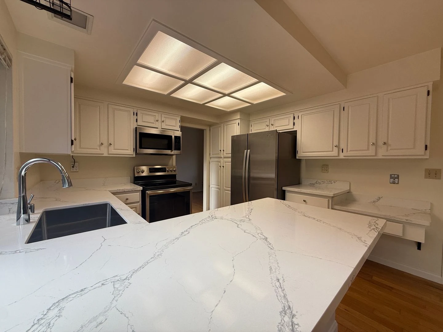 Bright &amp; Remodeled 4 Bedroom 2.5 Bath Home In Almaden! photo 4