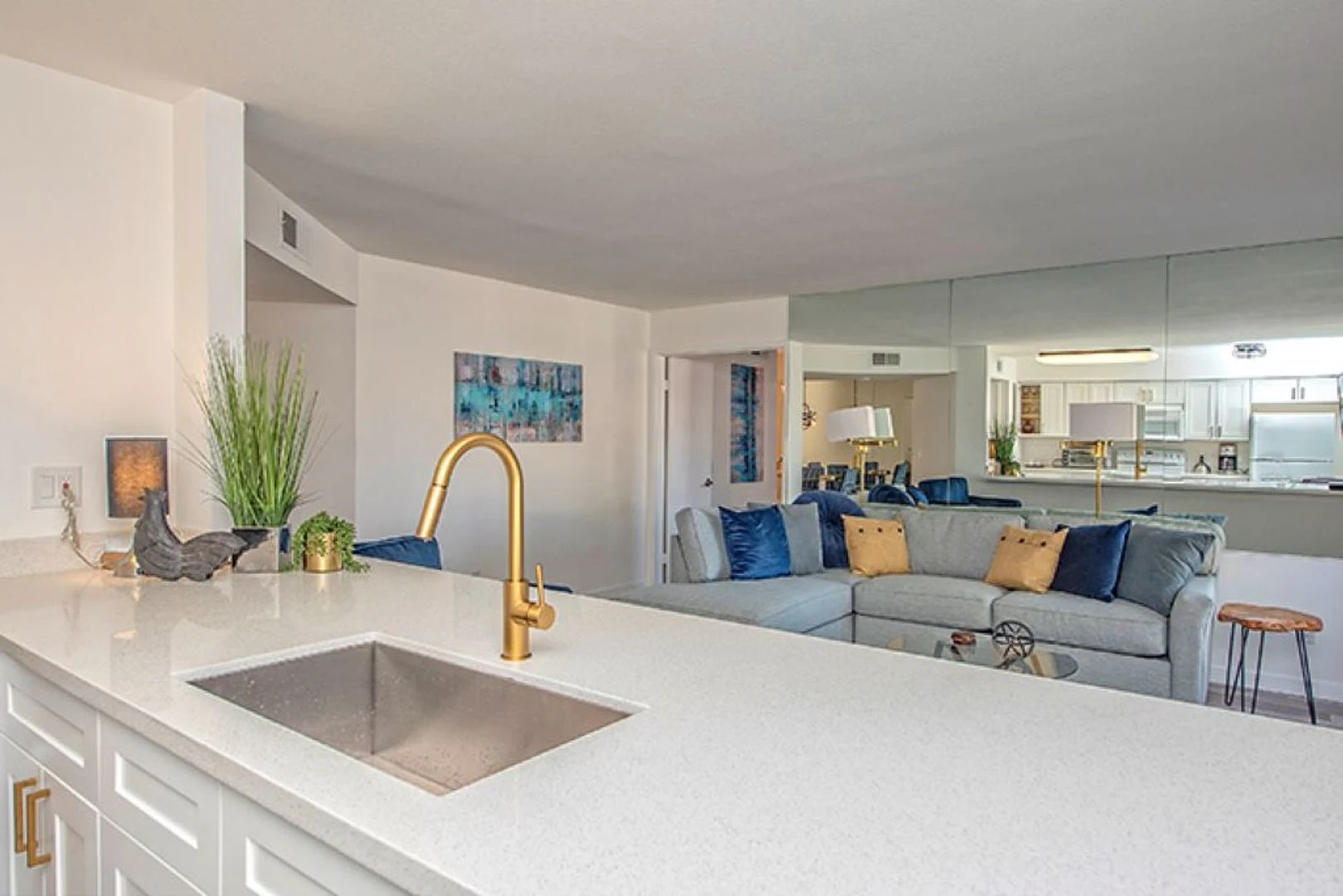 Rates Vary: $2,995 - $4,995 photo 5