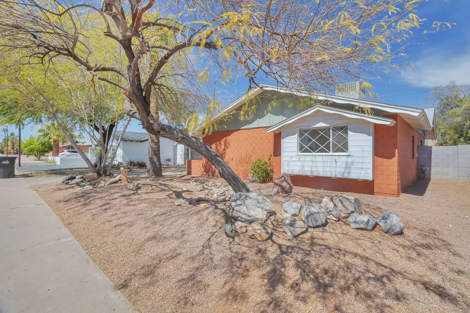8316 East Indian School Road, Scottsdale, AZ 85251 photo 3