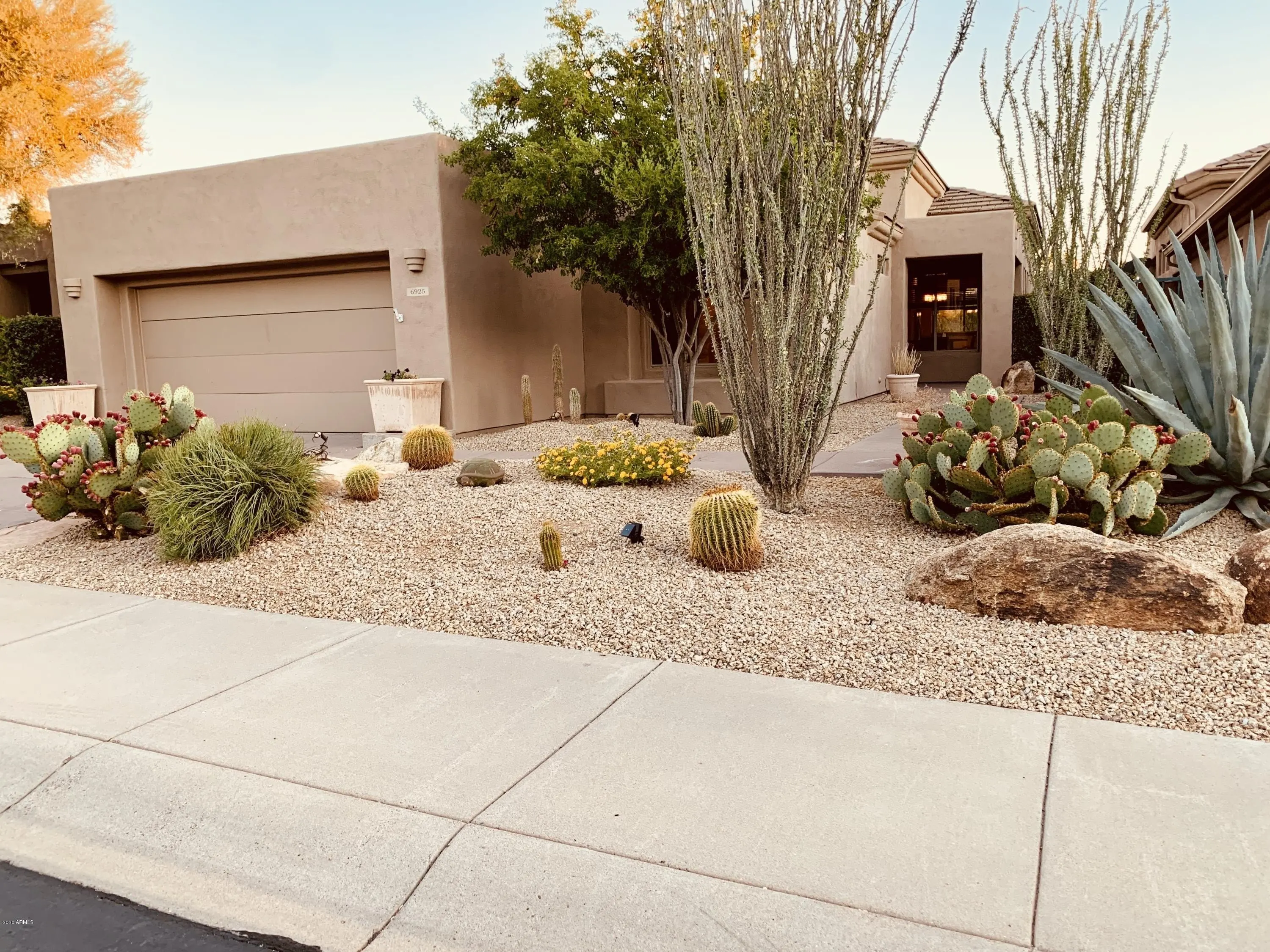6925 E Sienna Bouquet Pl Scottsdale, AZ 85266 photo 2