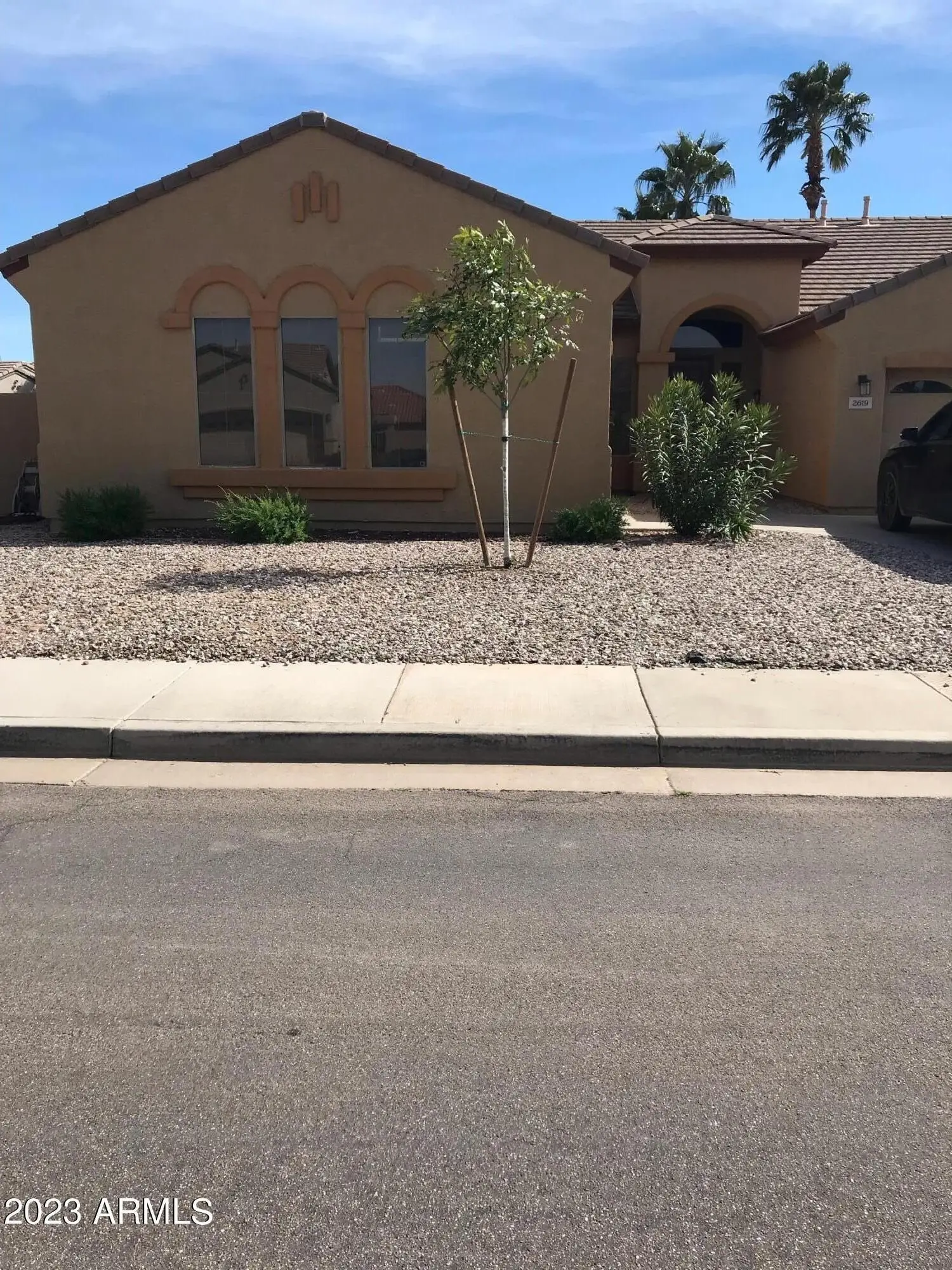 2619 E Hazeltine Way Chandler, AZ 85249 photo 2