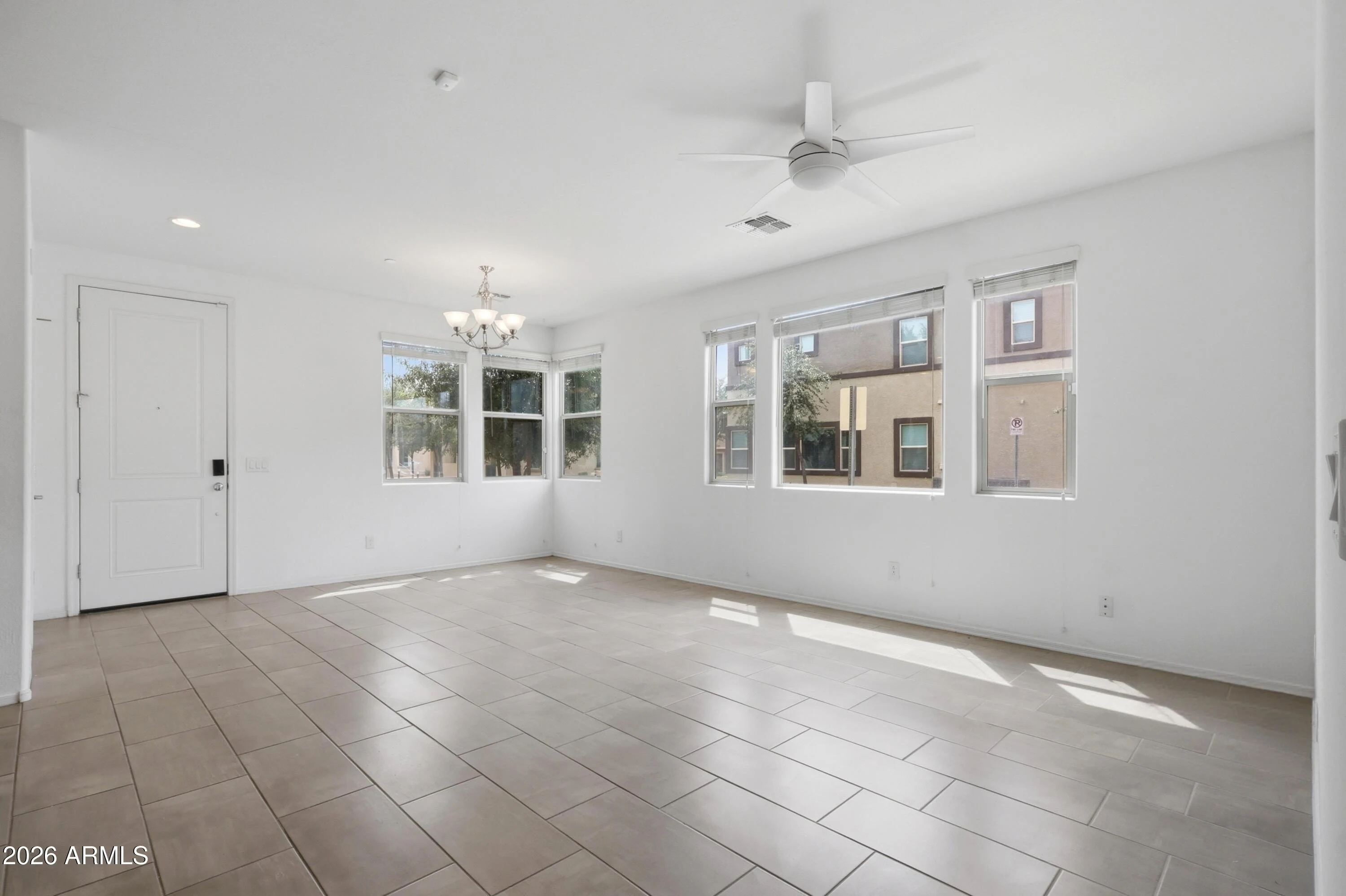 14870 W ENCANTO Boulevard photo 2