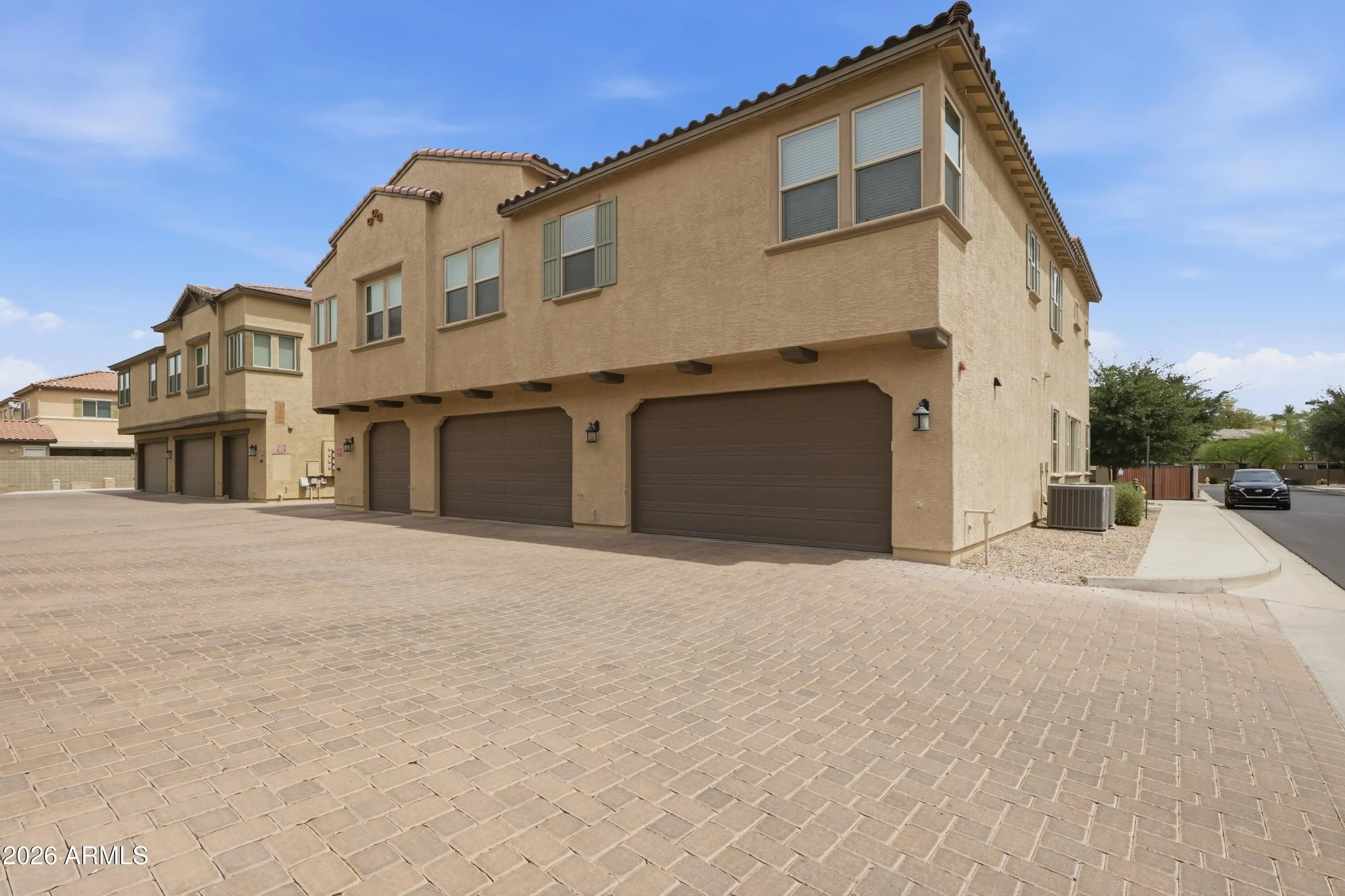 14870 W ENCANTO Boulevard photo 4