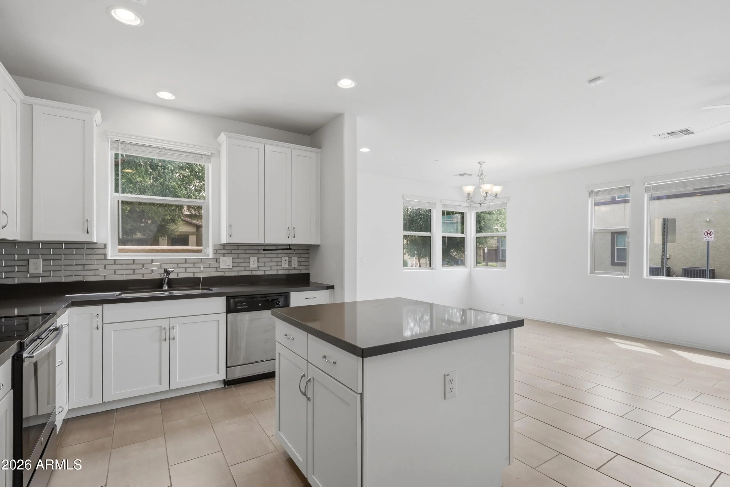 14870 W ENCANTO Boulevard photo 3