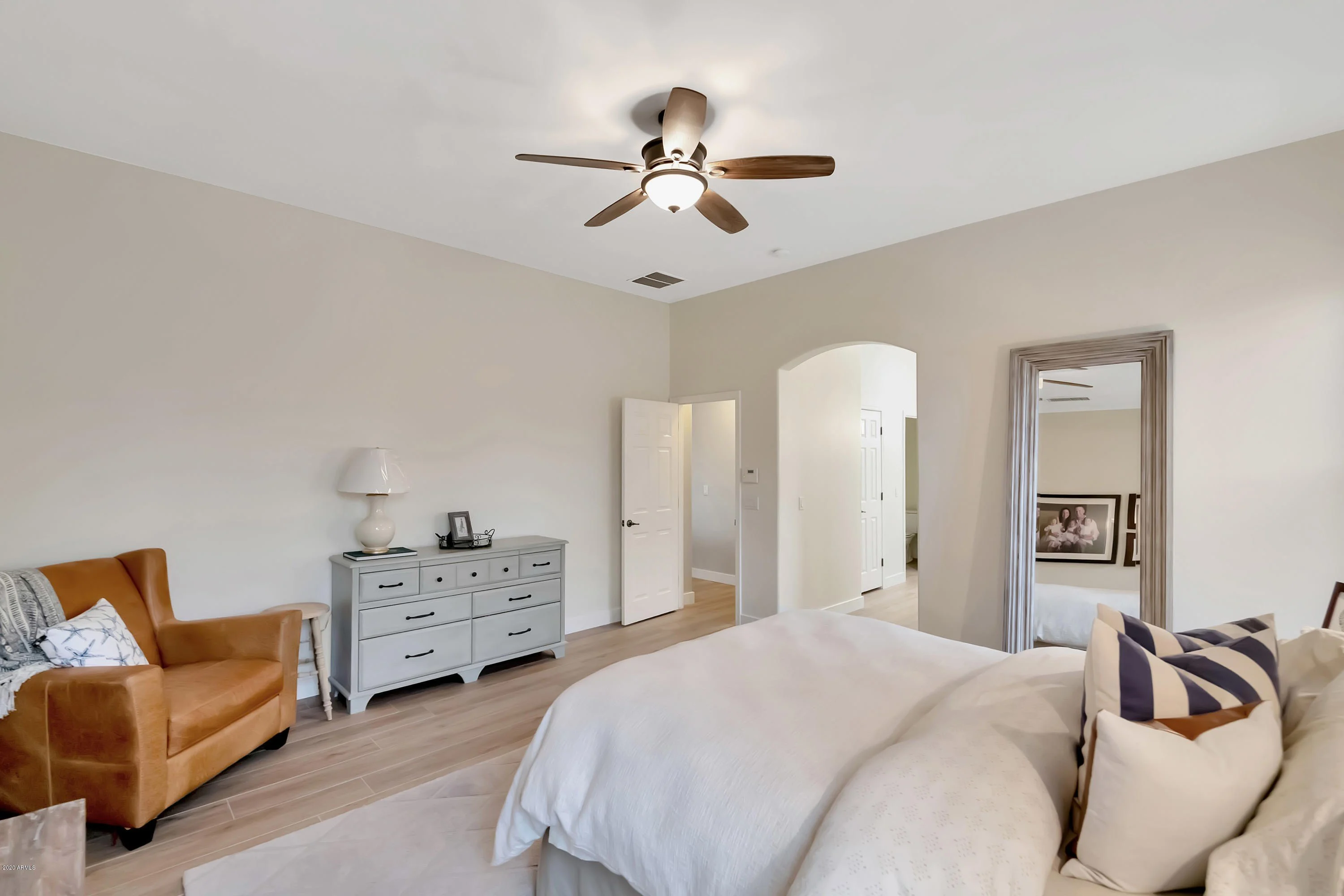 10226 E Laguna Azul Ave Mesa, AZ 85209 photo 5