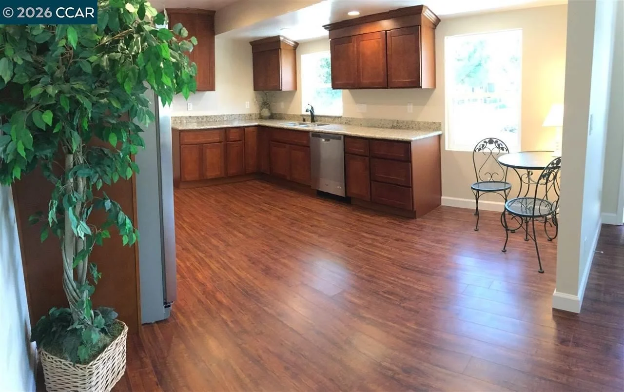 1448 Rosal Ln Concord, CA 94521 photo 4