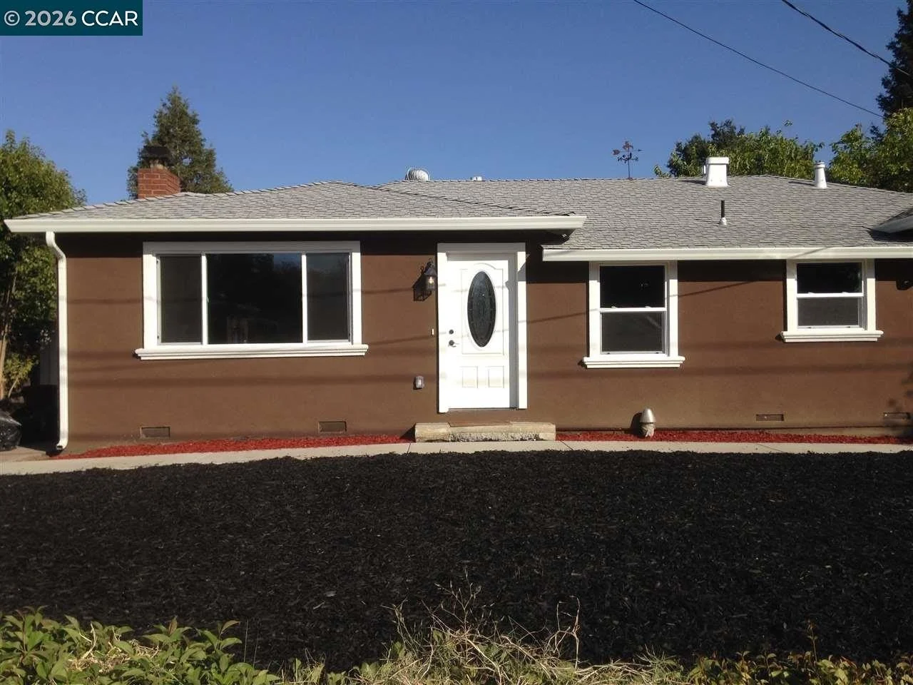 1448 Rosal Ln Concord, CA 94521 photo 2