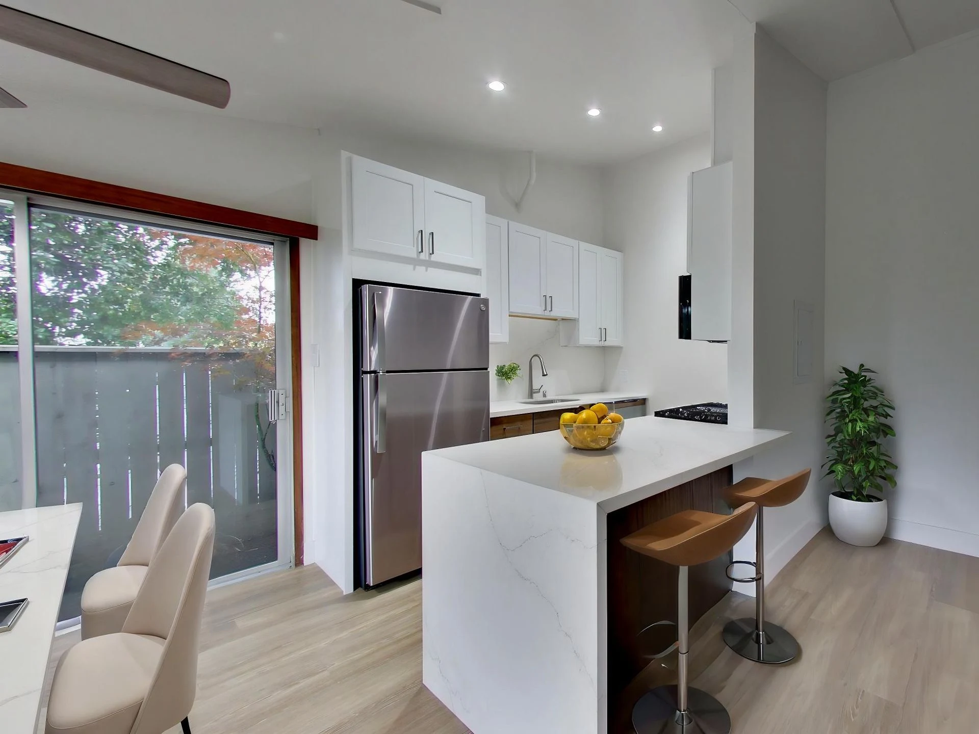 Riverwood Apartments photo 3