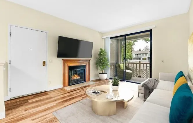 3443 Pepperwood Ter photo 4
