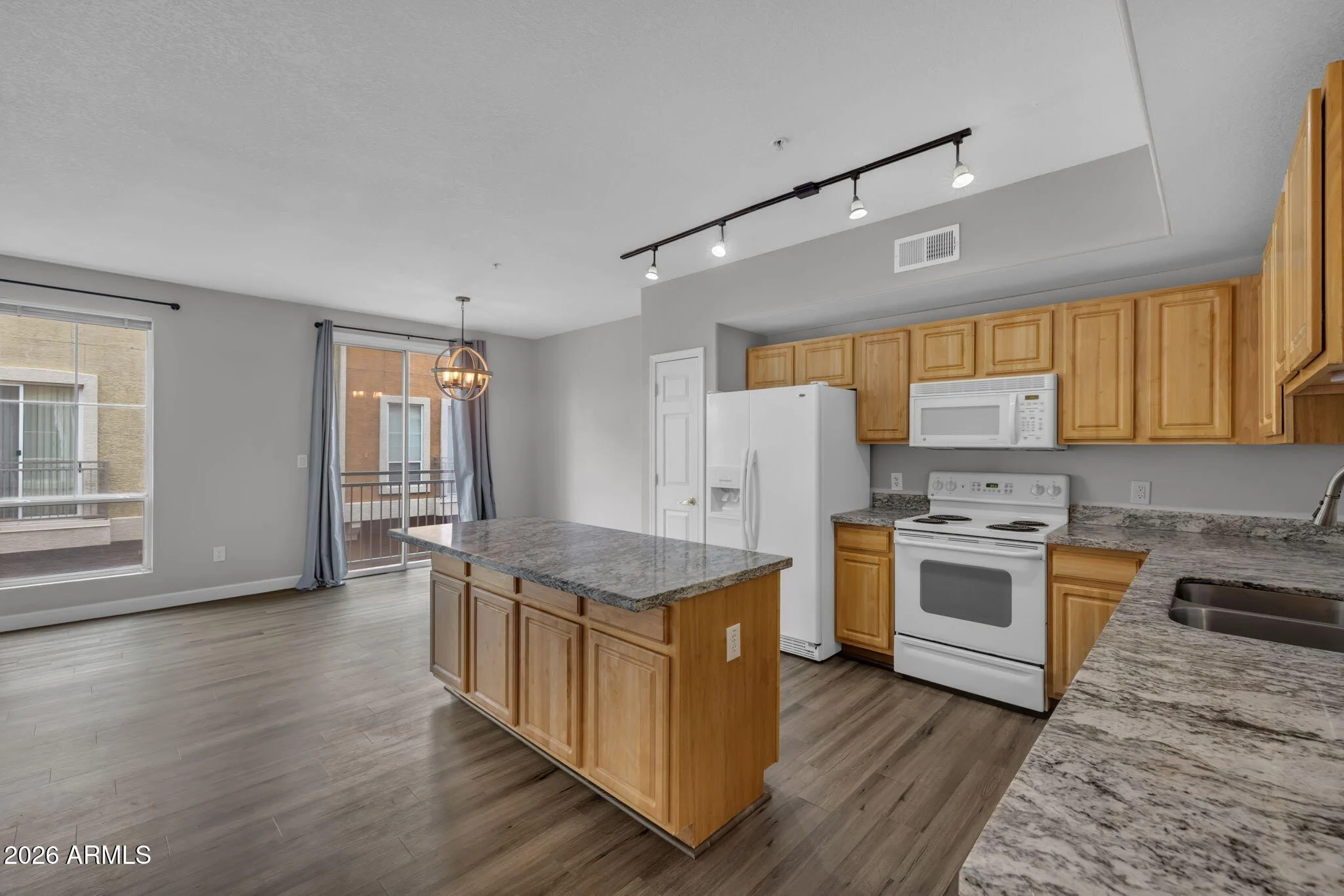 18250 N Cave Creek Rd Phoenix, AZ 85032 photo 5