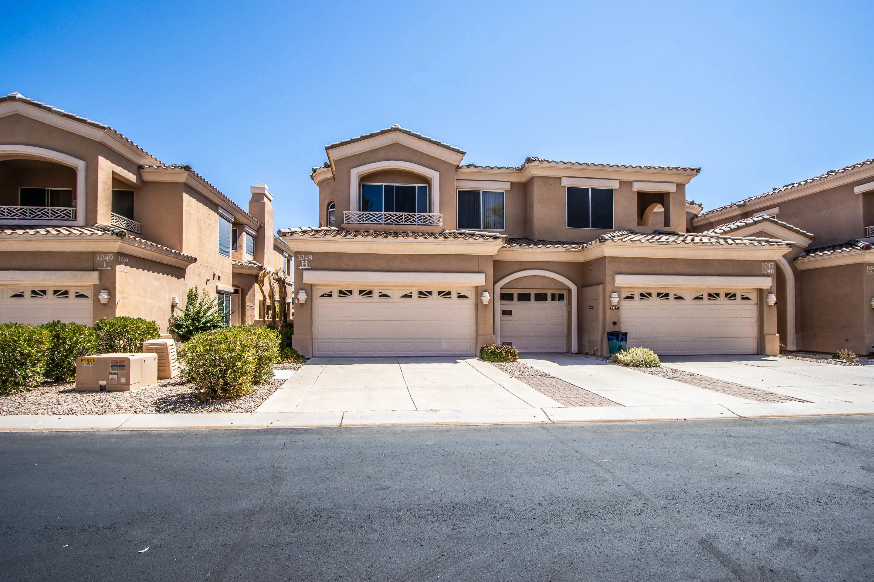 3800 S Cantabria Cir Chandler, AZ 85248 photo 2