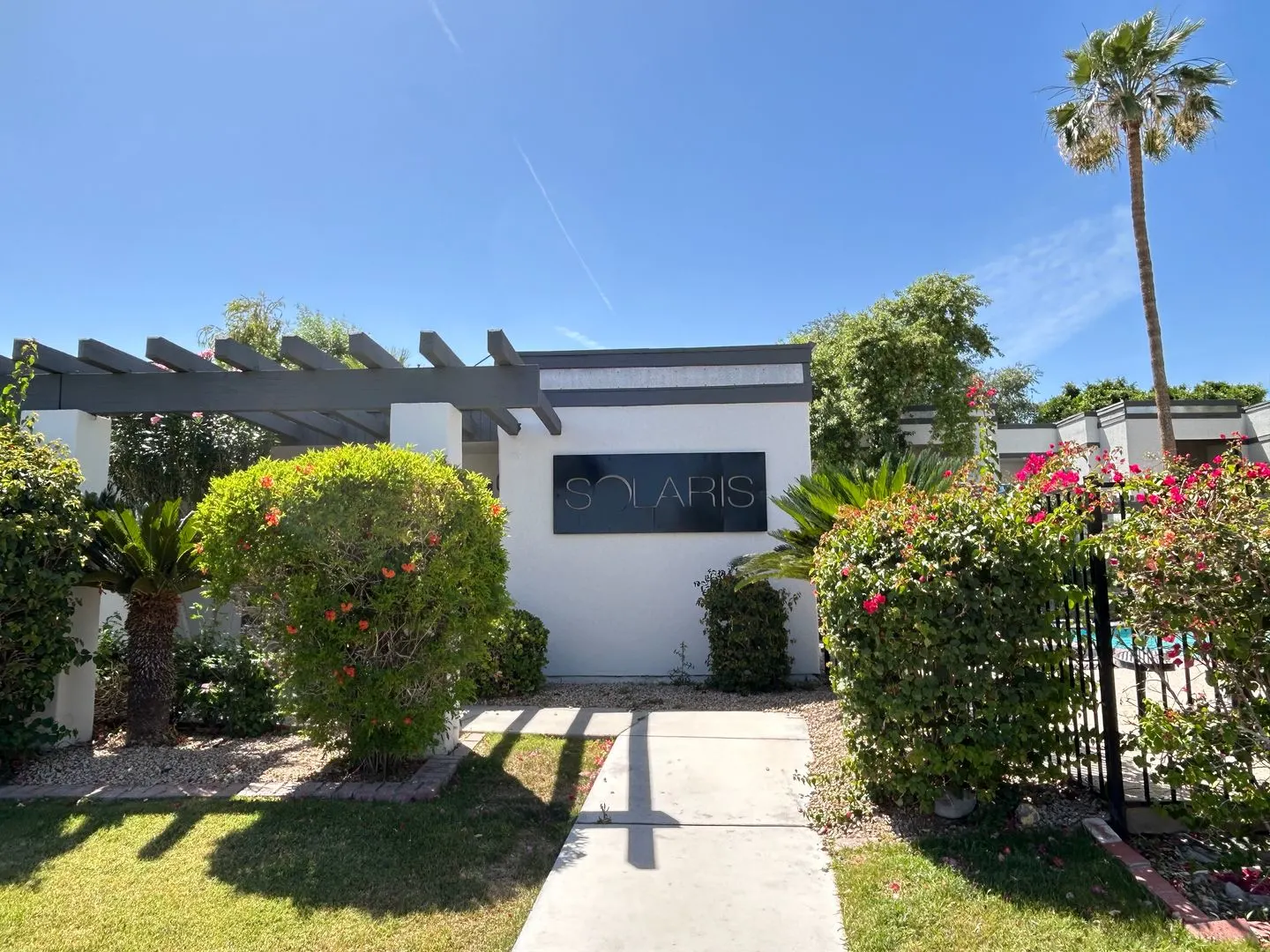 2 Bed | 2 Bath Condo in Gated Phoenix Community photo 4