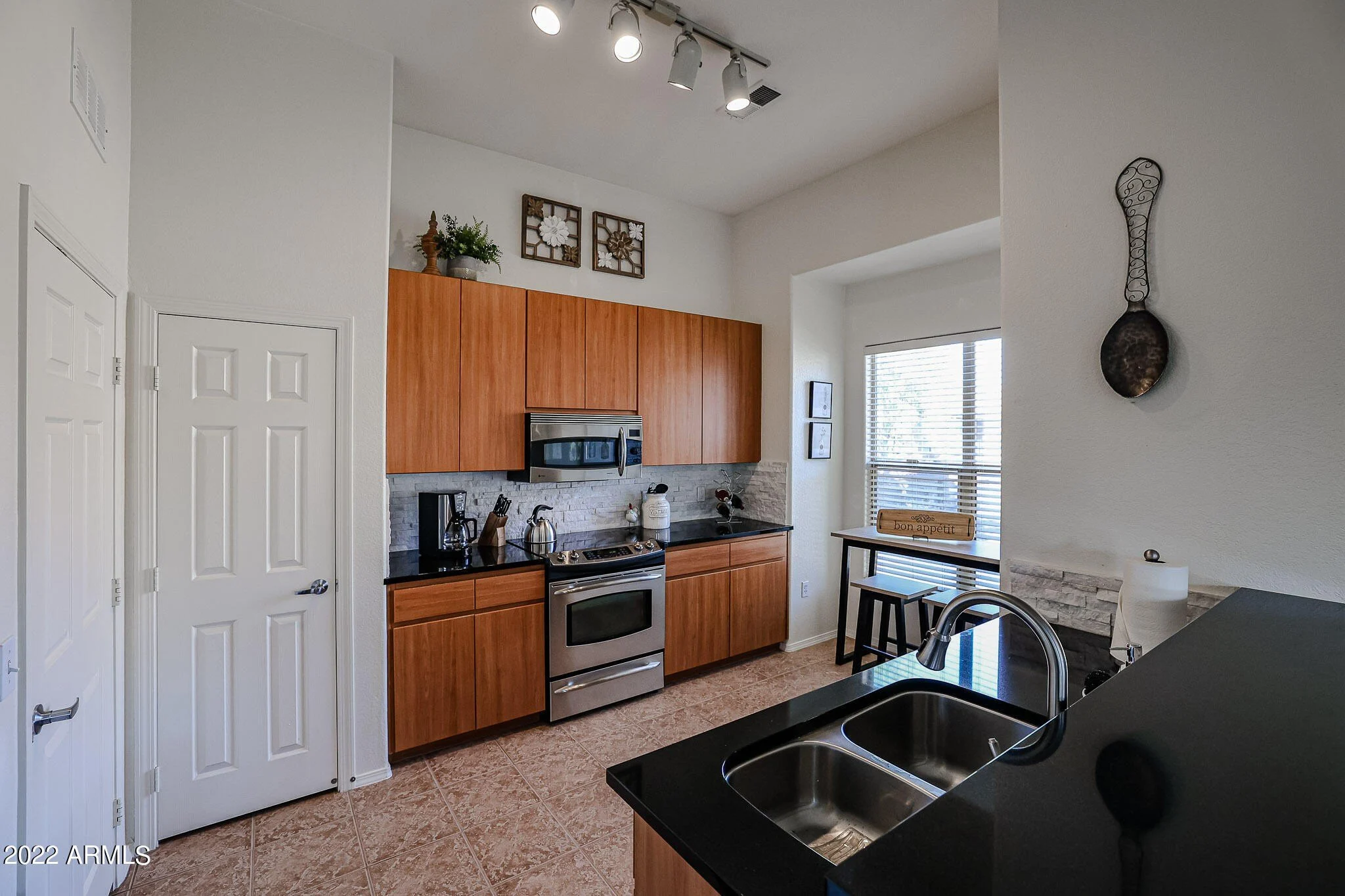 14250 W WIGWAM Boulevard photo 3