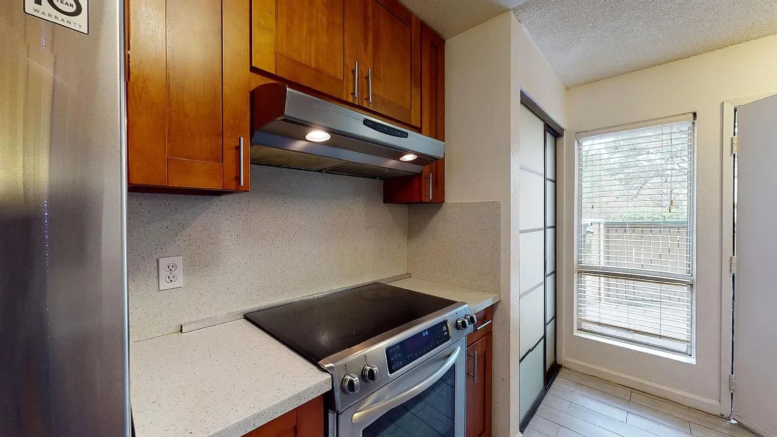 Townhouses on Half Moon Lane · Daly City photo 5