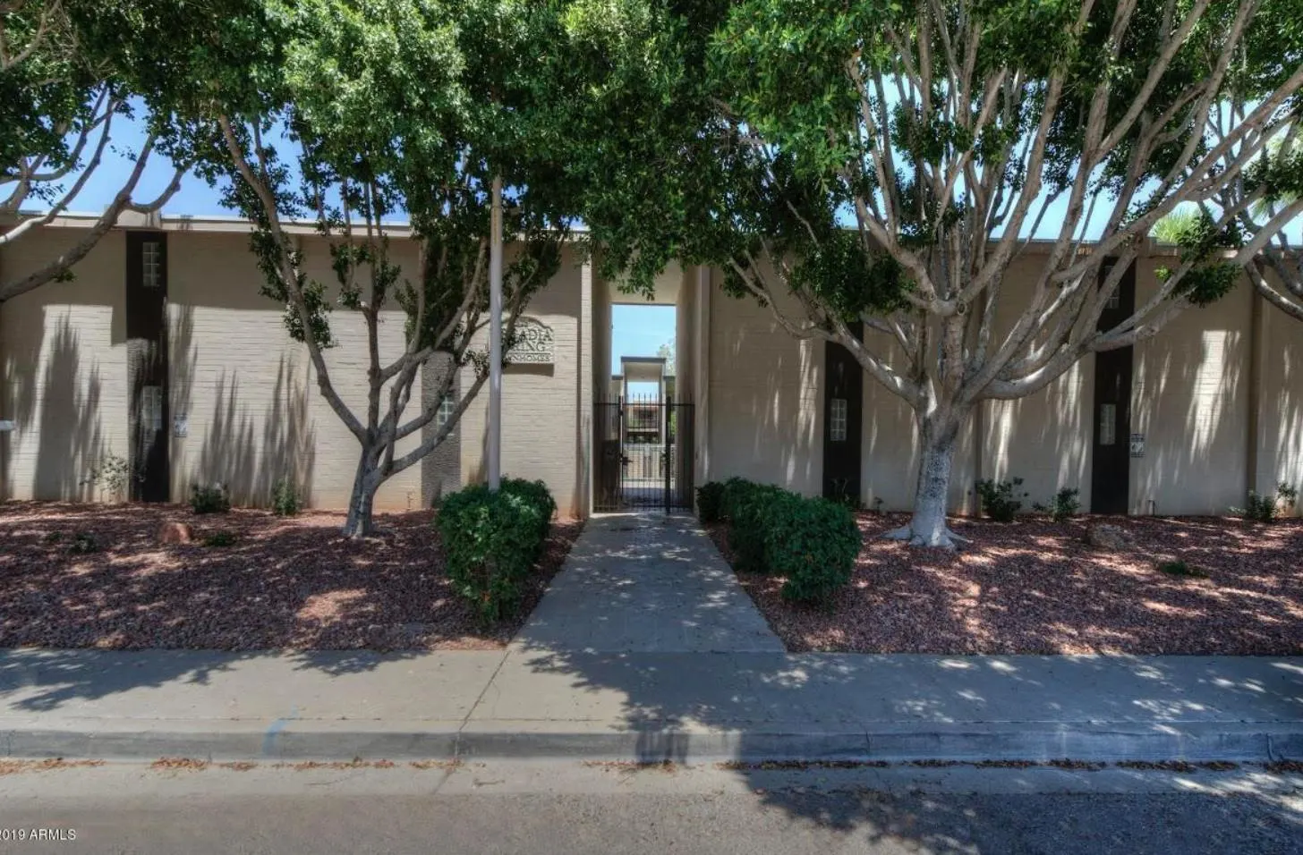 1828 W Tuckey Ln Phoenix, AZ 85015 photo 2