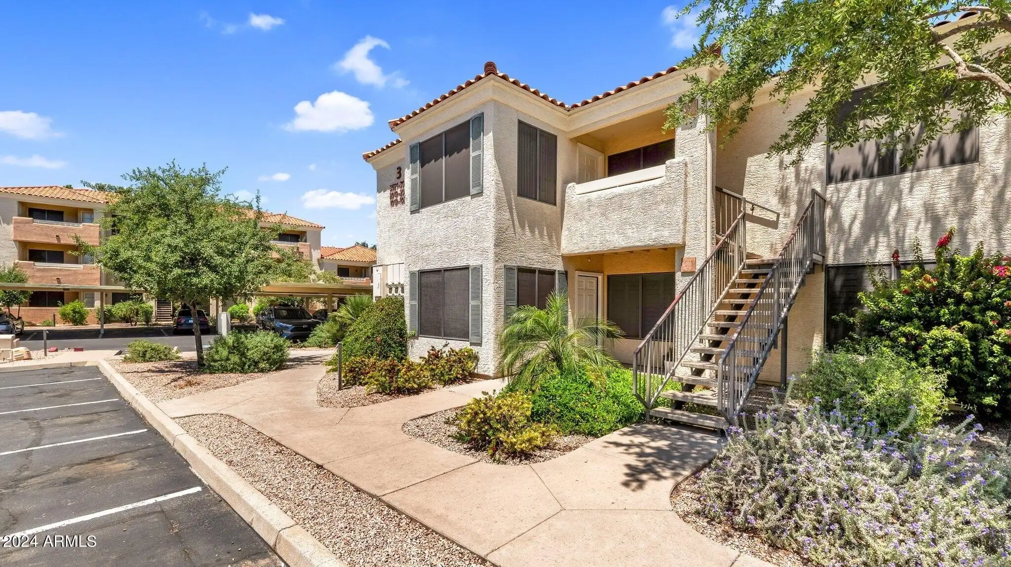 9990 N Scottsdale Rd Paradise Valley, AZ 85253 photo 2