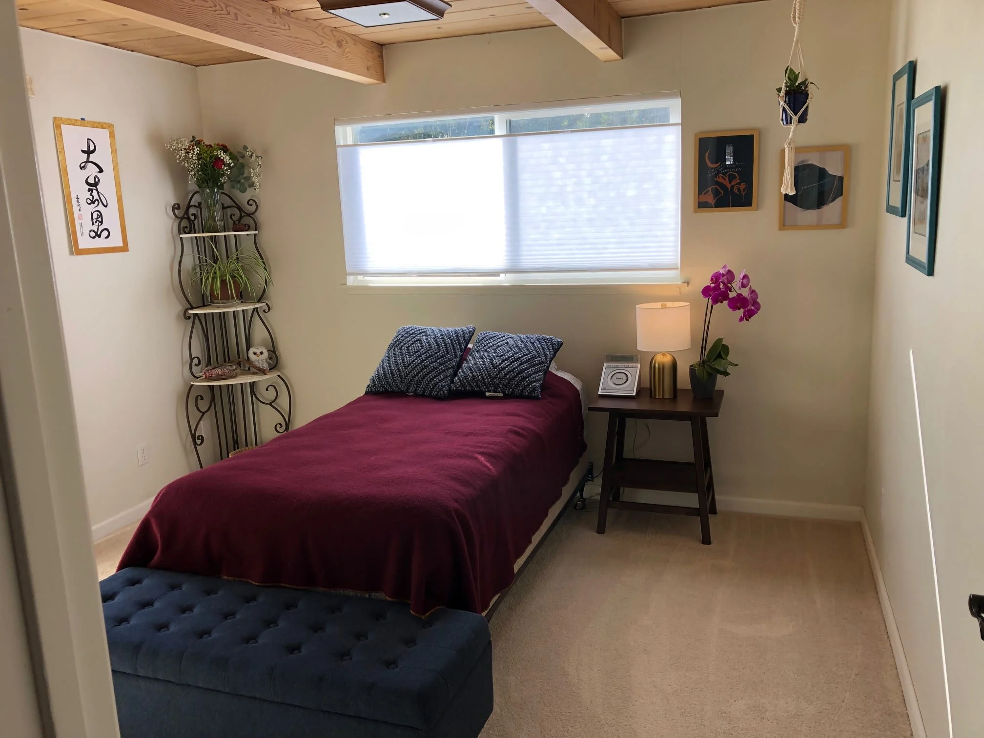 2324 Doidge Avenue, Unit Sunny Room In House. Rental photo 3