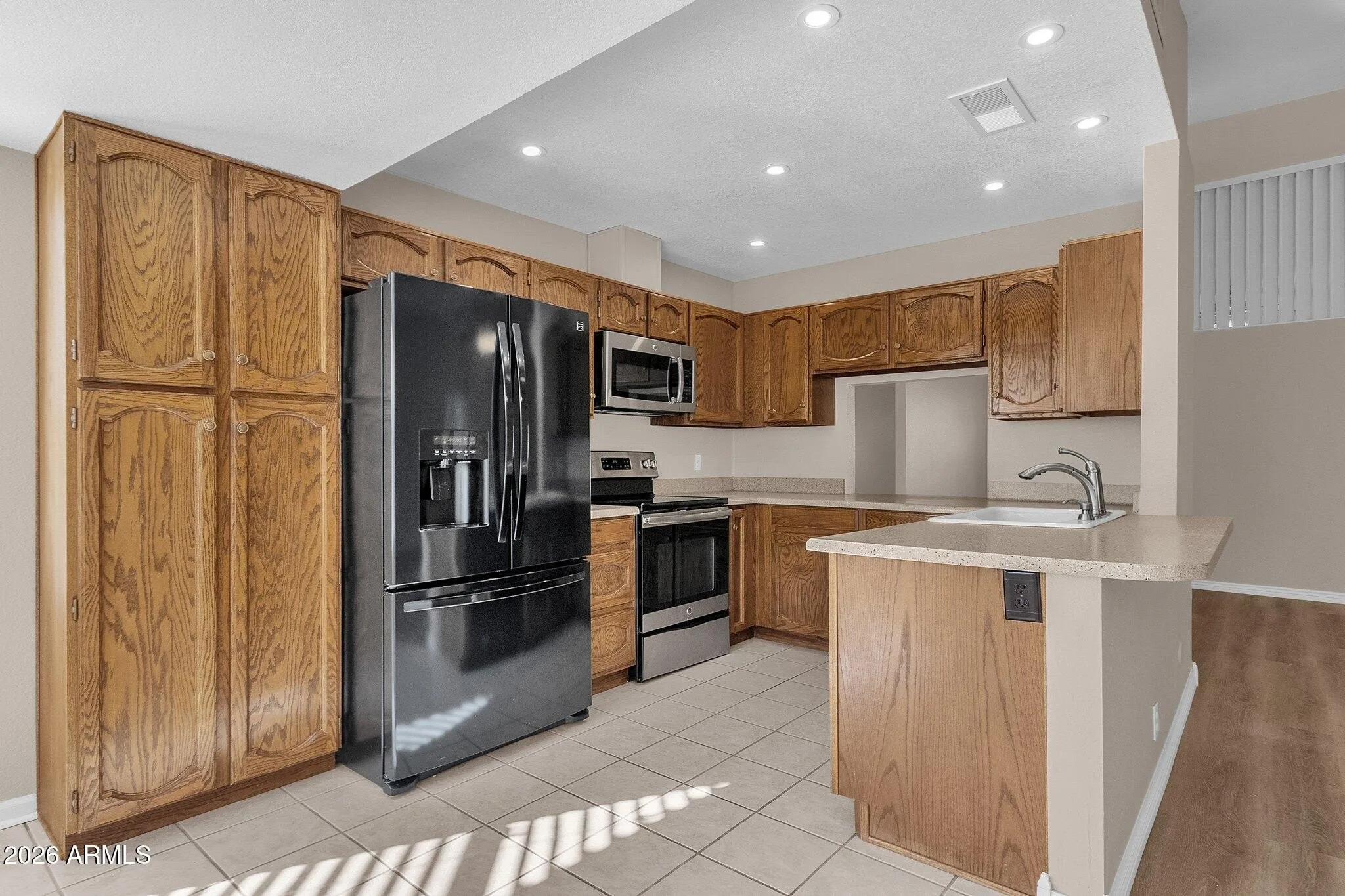 4307 E Karen Dr photo 5