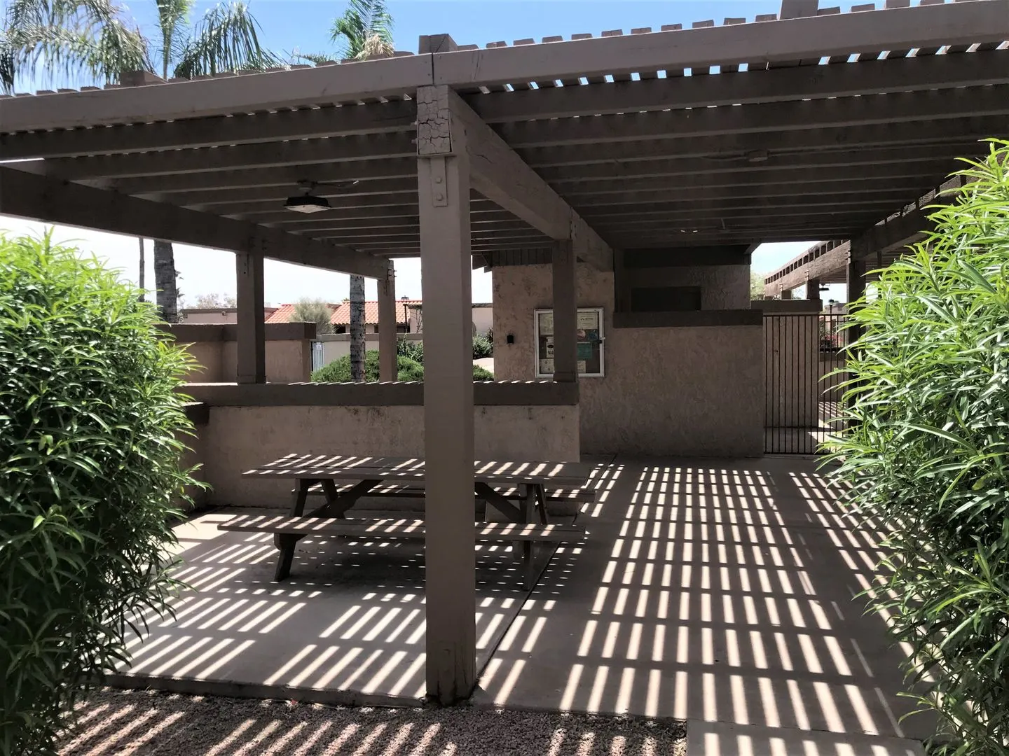 97 N Cooper Rd Chandler, AZ 85225 photo 2
