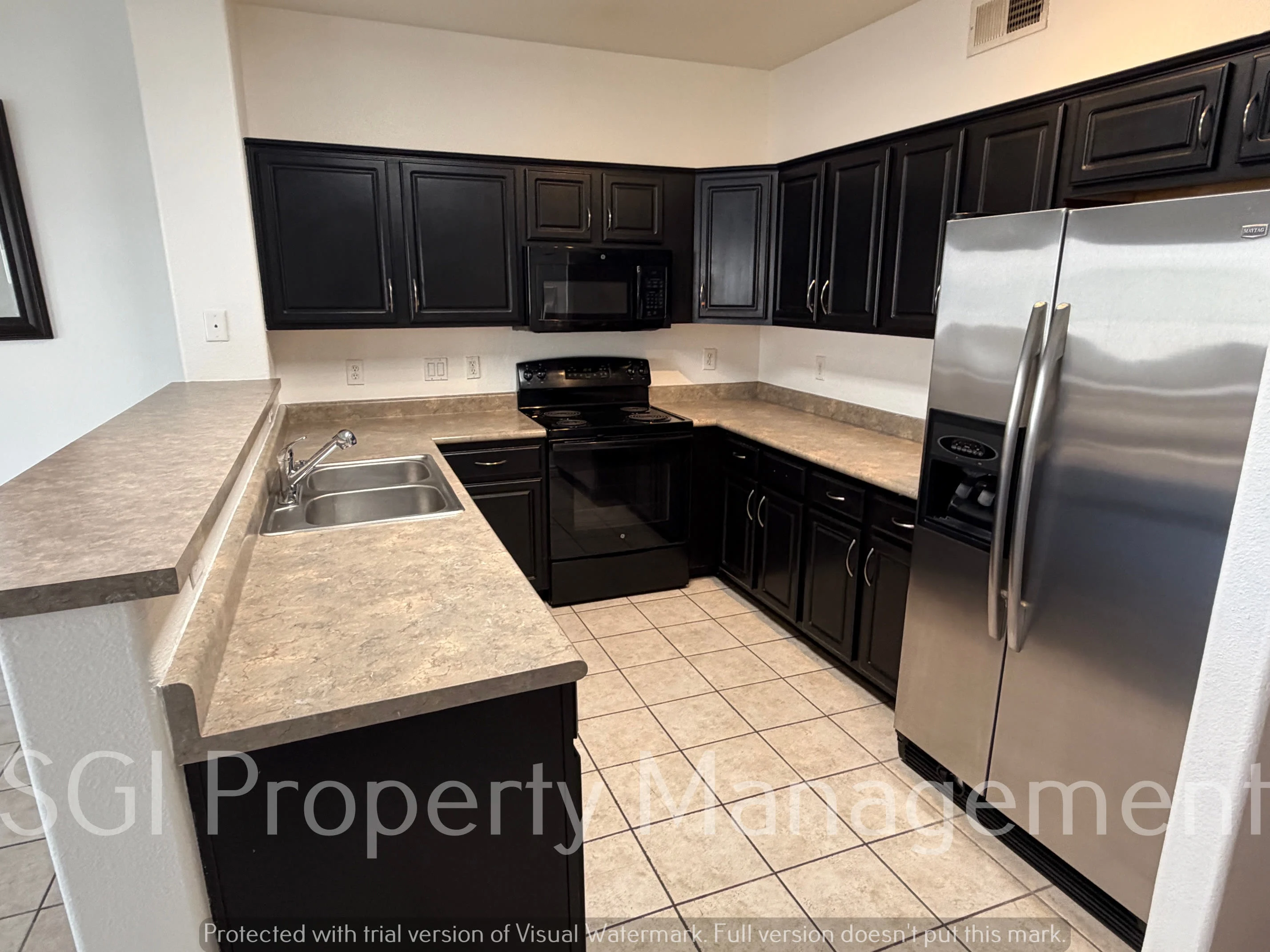 920 E Devonshire Ave Unit 2011 photo 4
