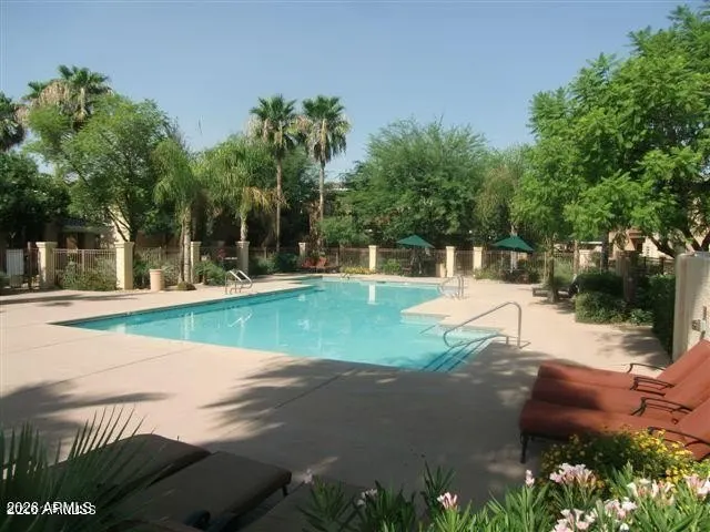 10030 W Indian School Rd Phoenix, AZ 85037 photo 5